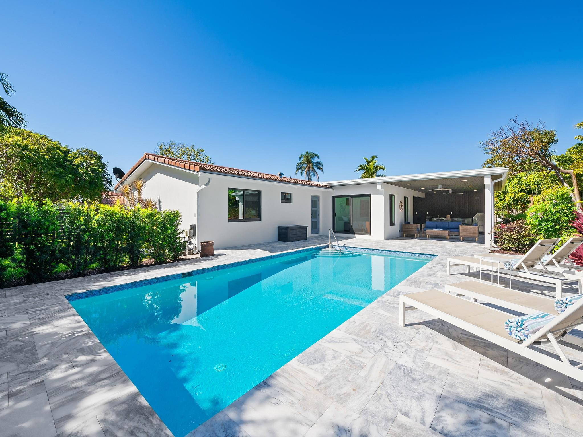 3271 Cypress Creek Drive, Lauderdale-By-The-Sea