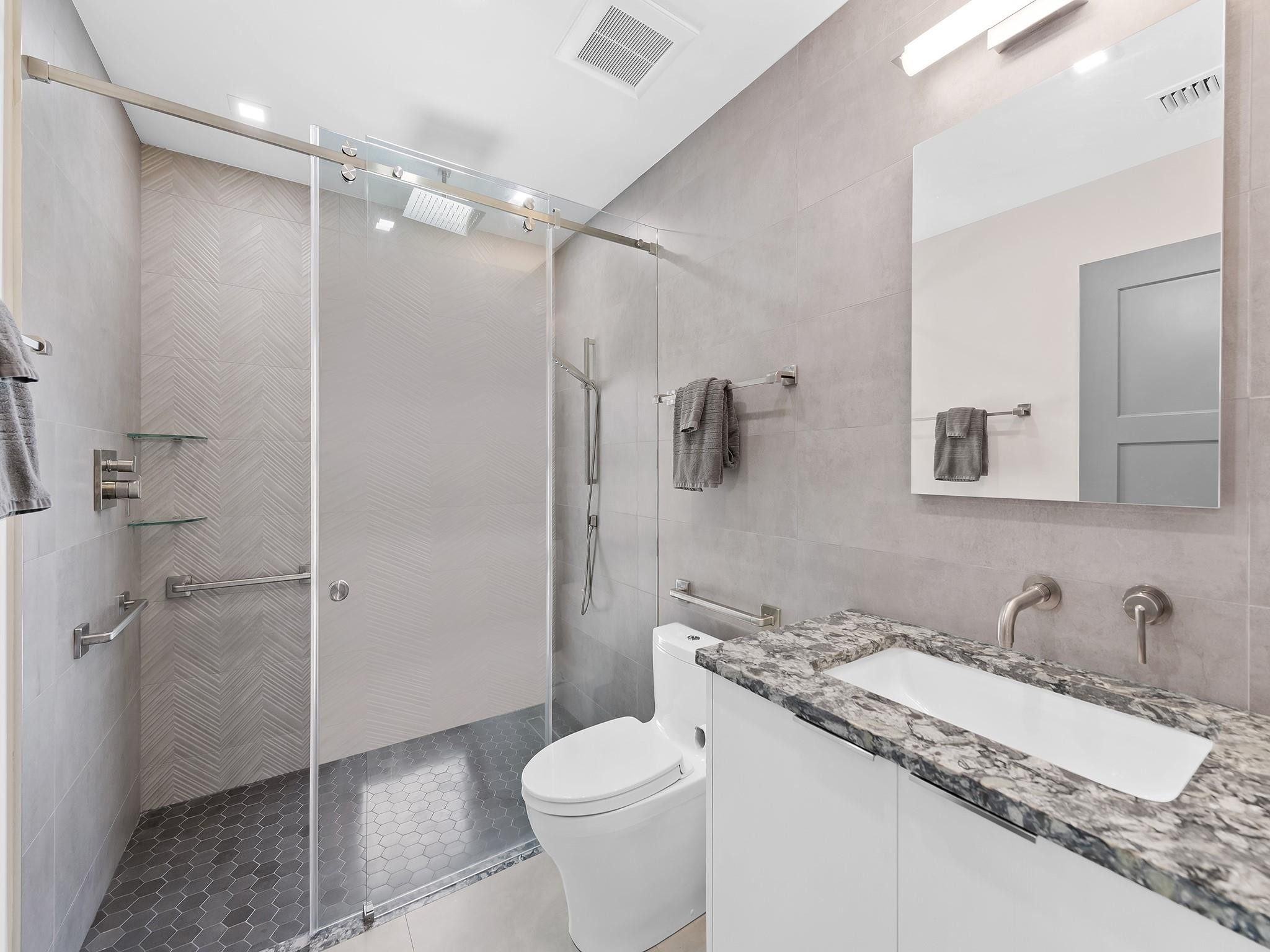 3271 Cypress Creek Drive, Lauderdale-By-The-Sea