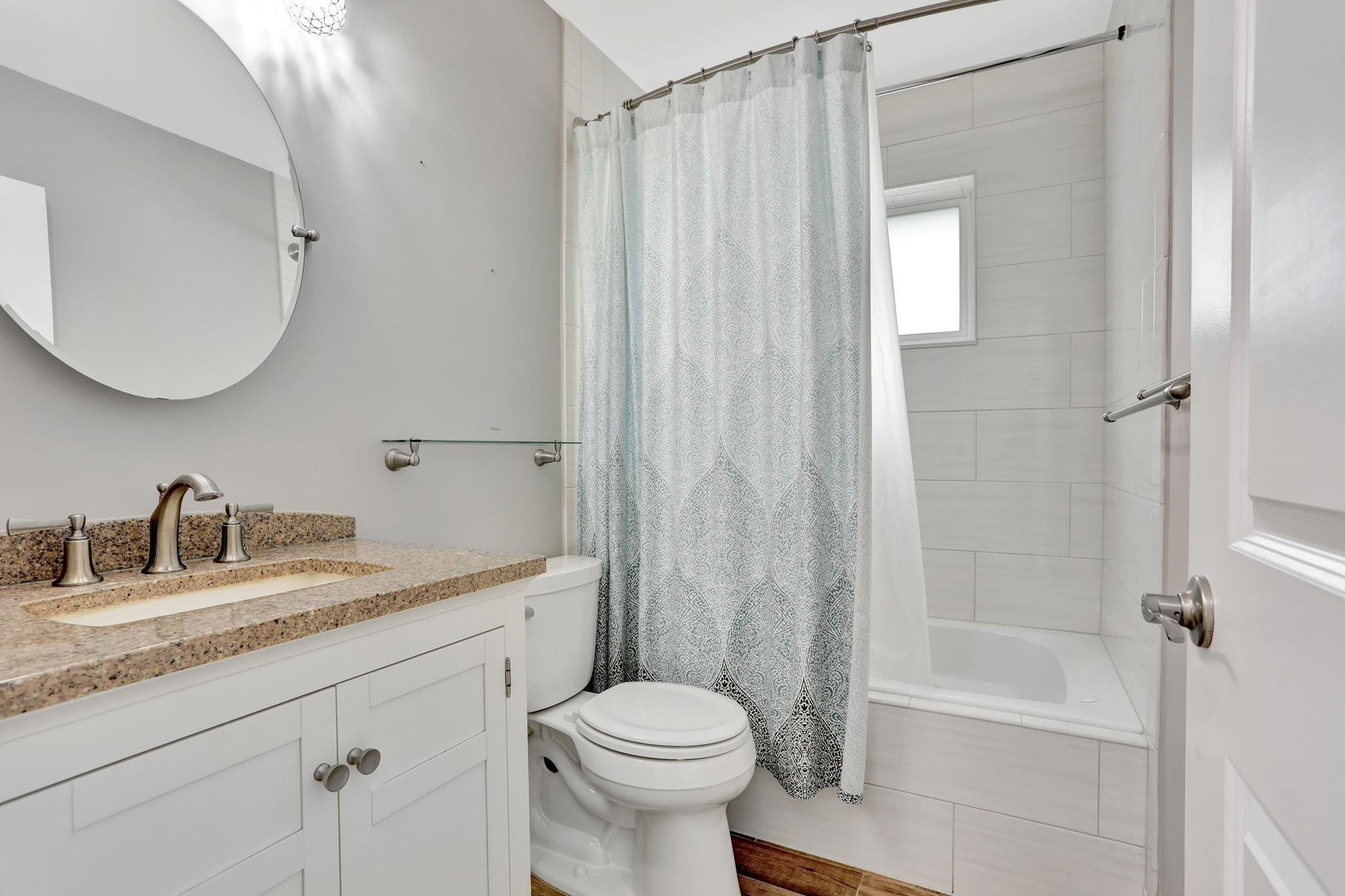530 NW 43rd Avenue