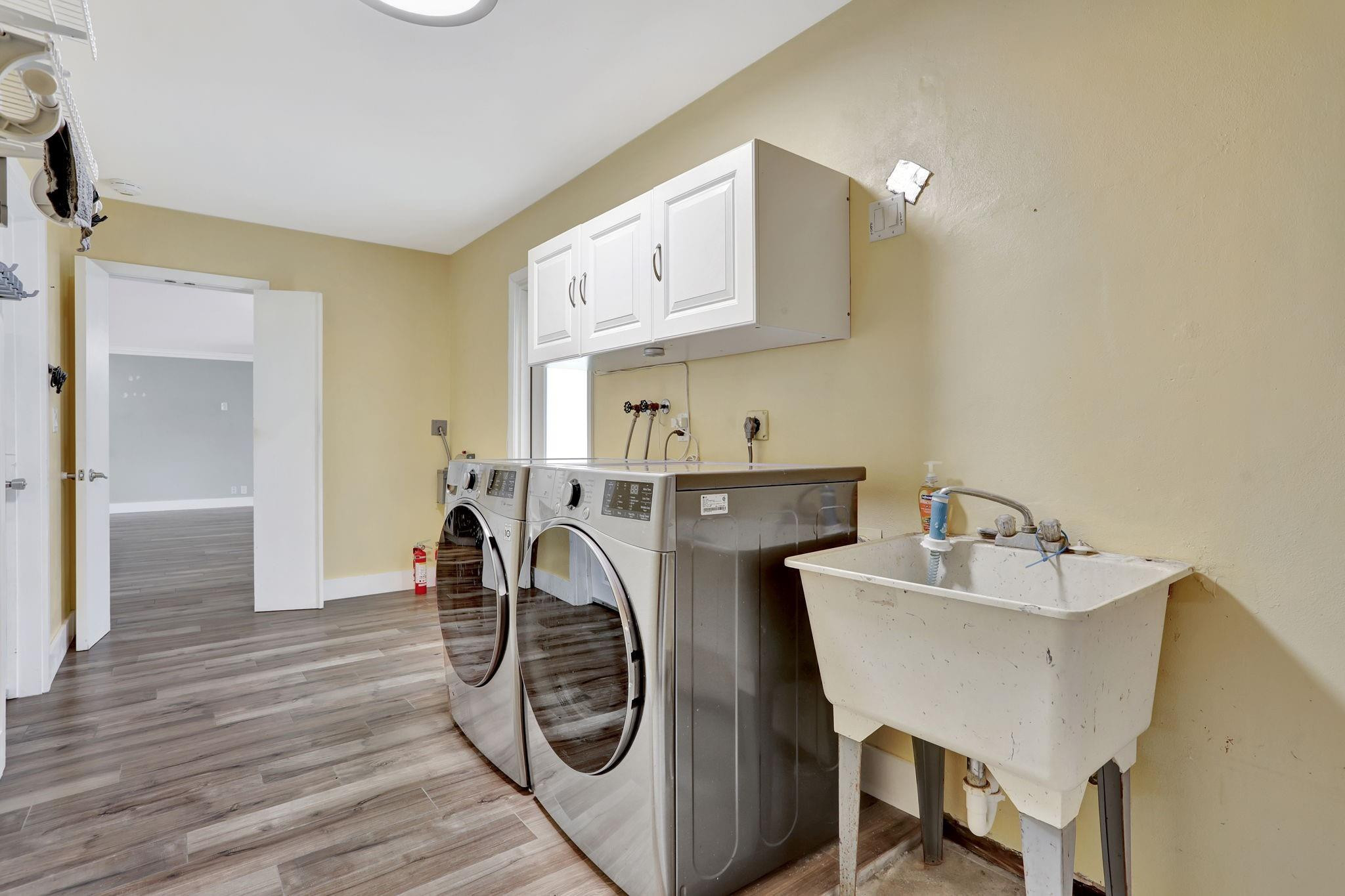 530 NW 43rd Avenue
