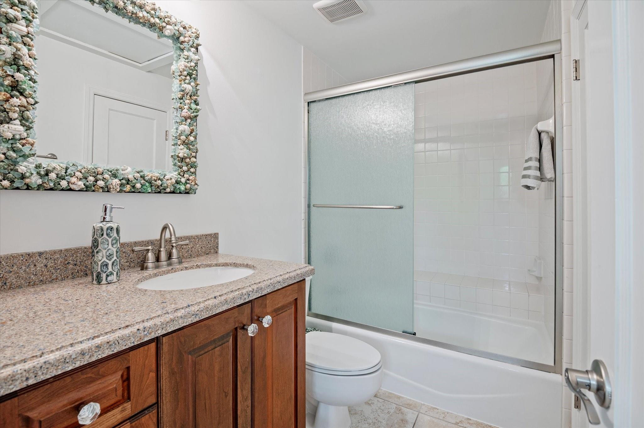 2612 Alamanda Court