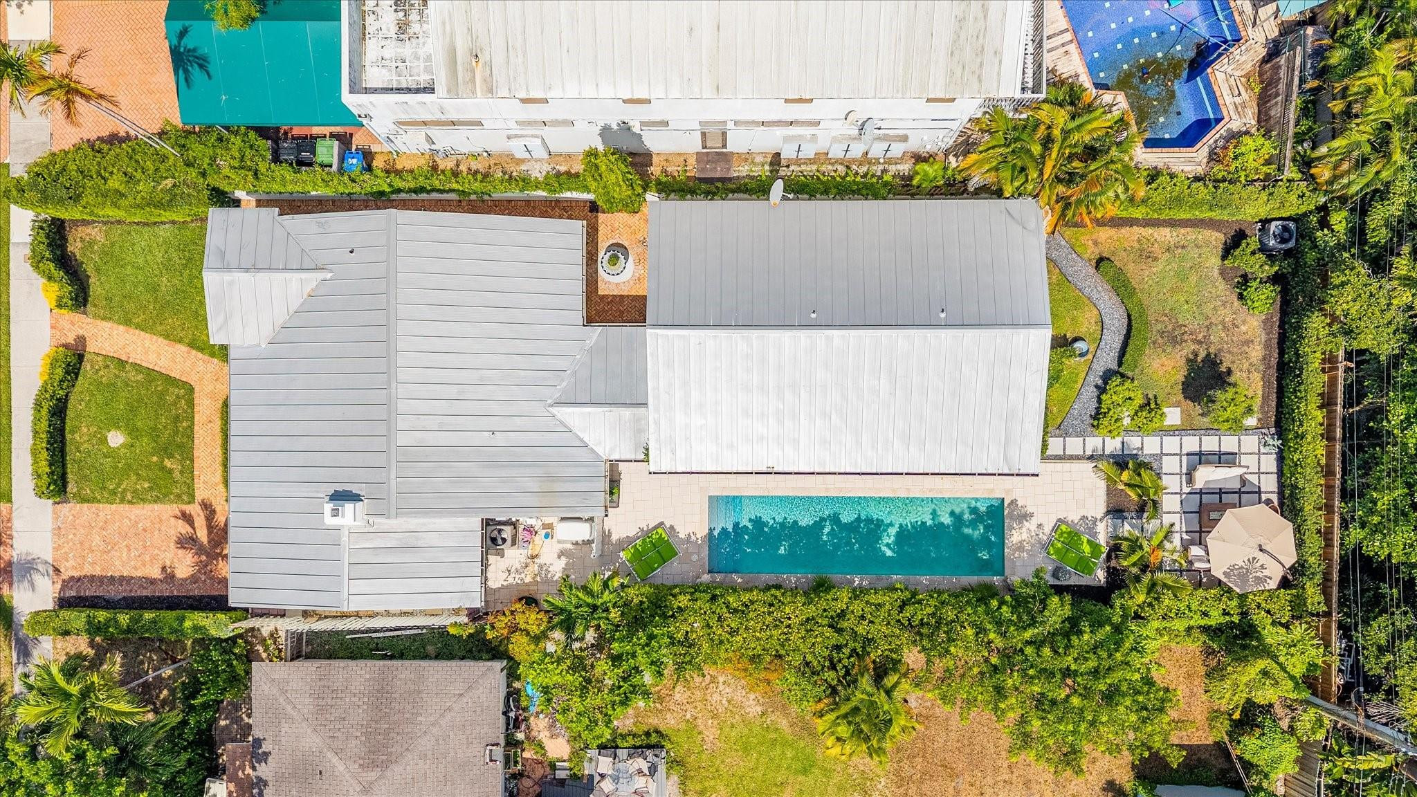 2612 Alamanda Court