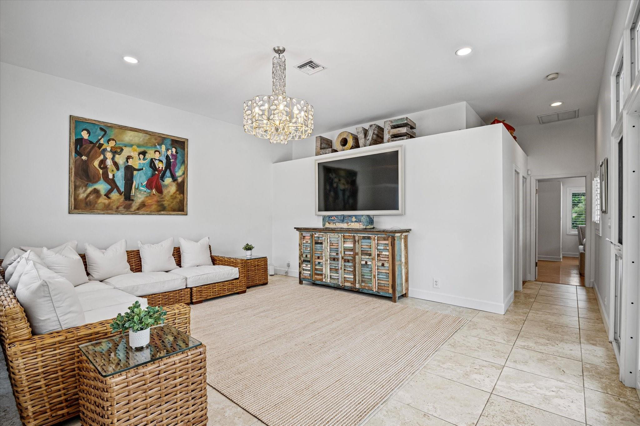 2612 Alamanda Court