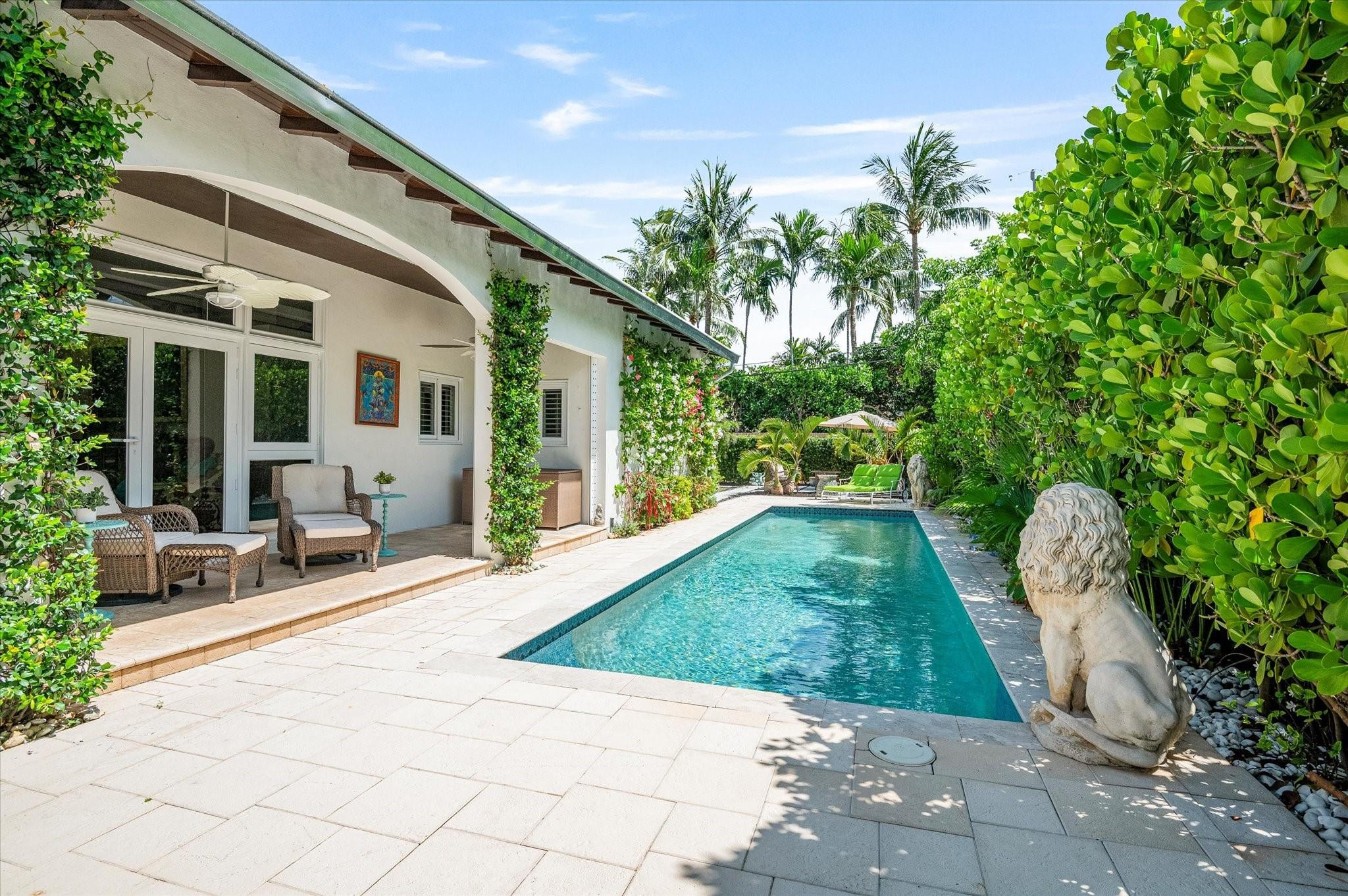2612 Alamanda Court