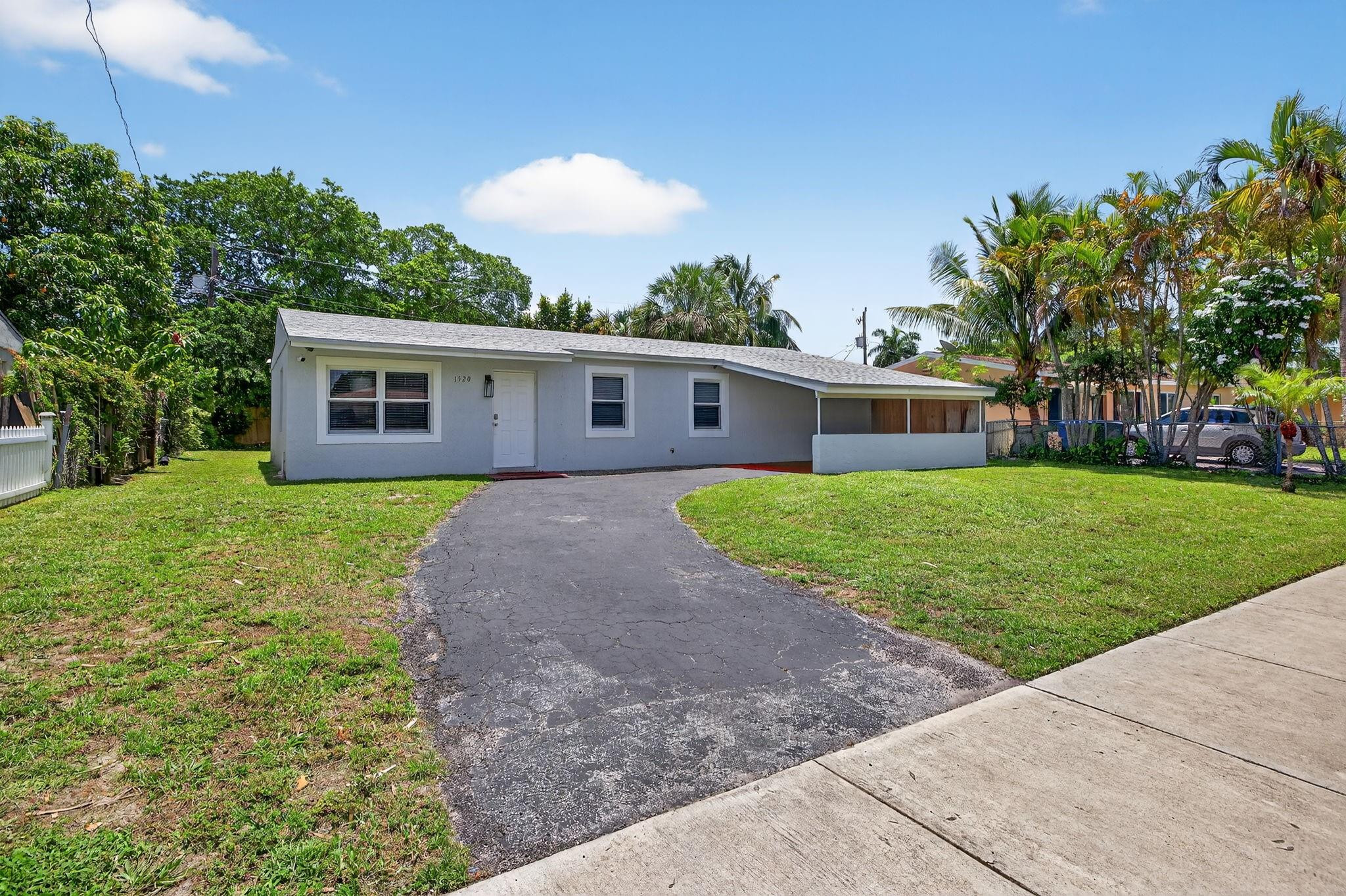1520 SW 67th Avenue