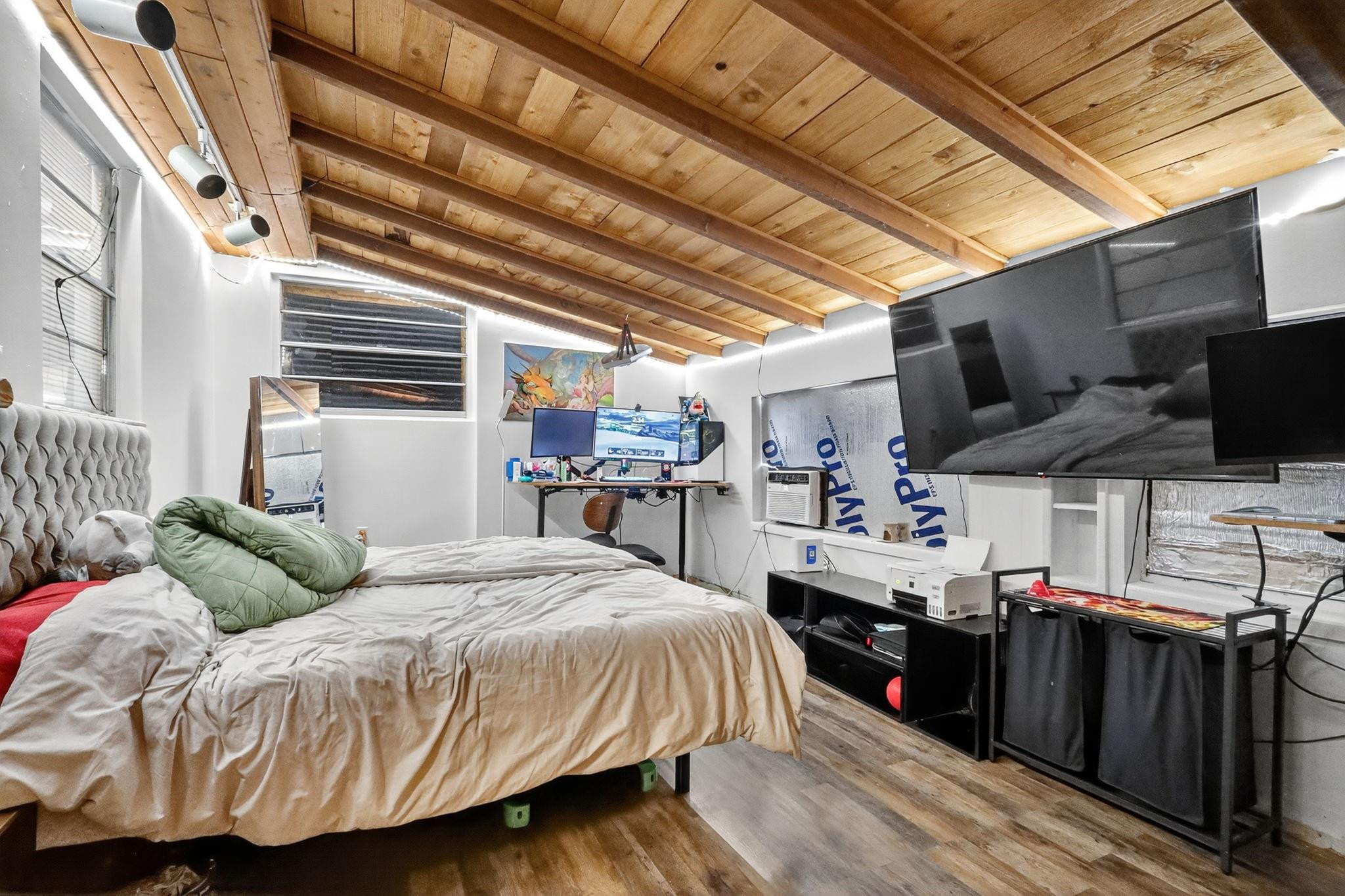 1910 SW 98th Terrace