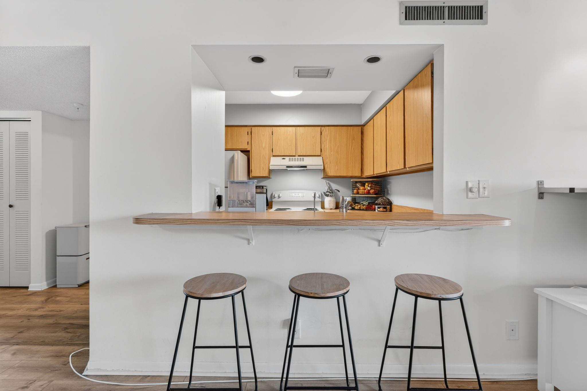 2205 S Cypress Bend Drive 604