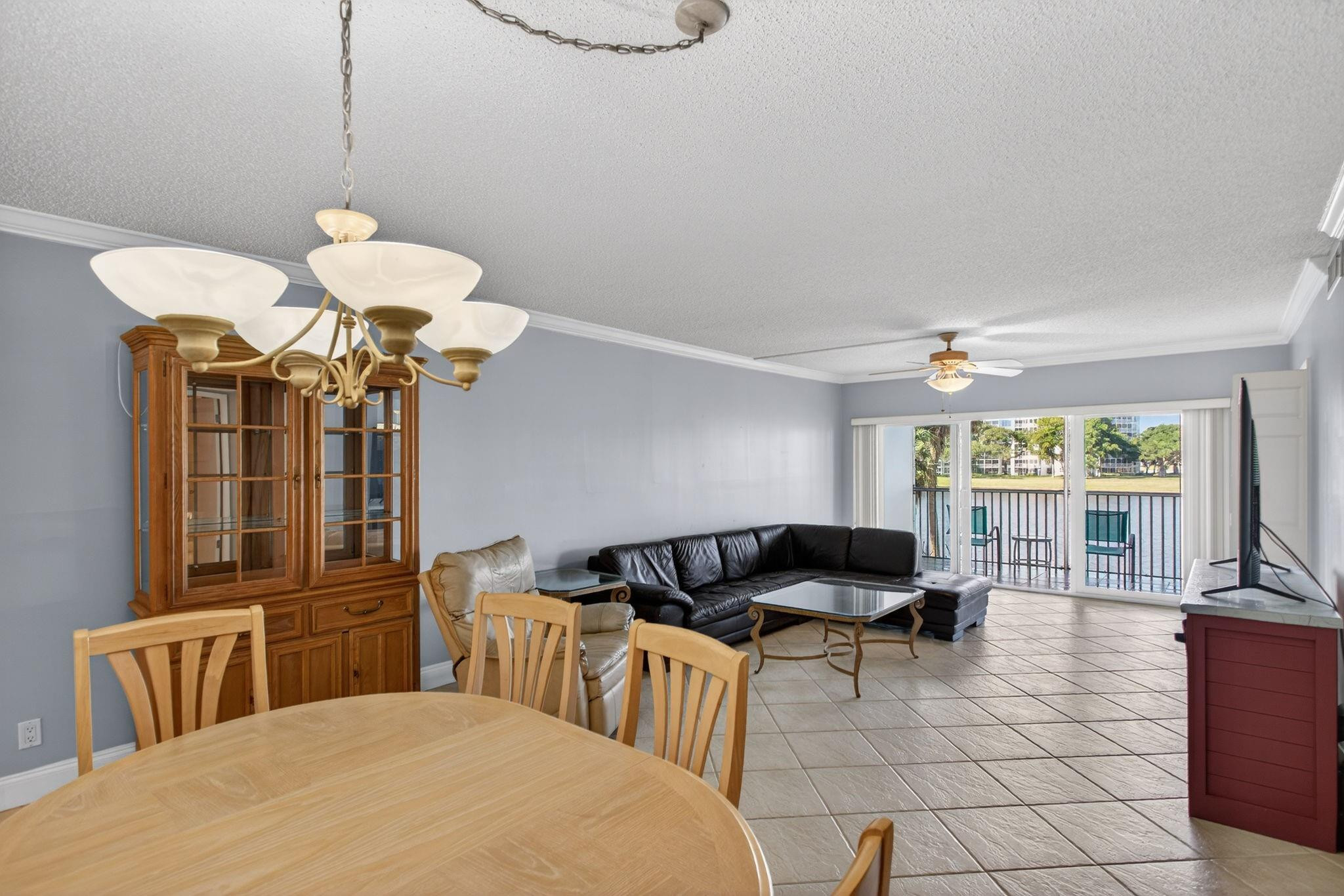 2801 N Palm Aire Drive 203