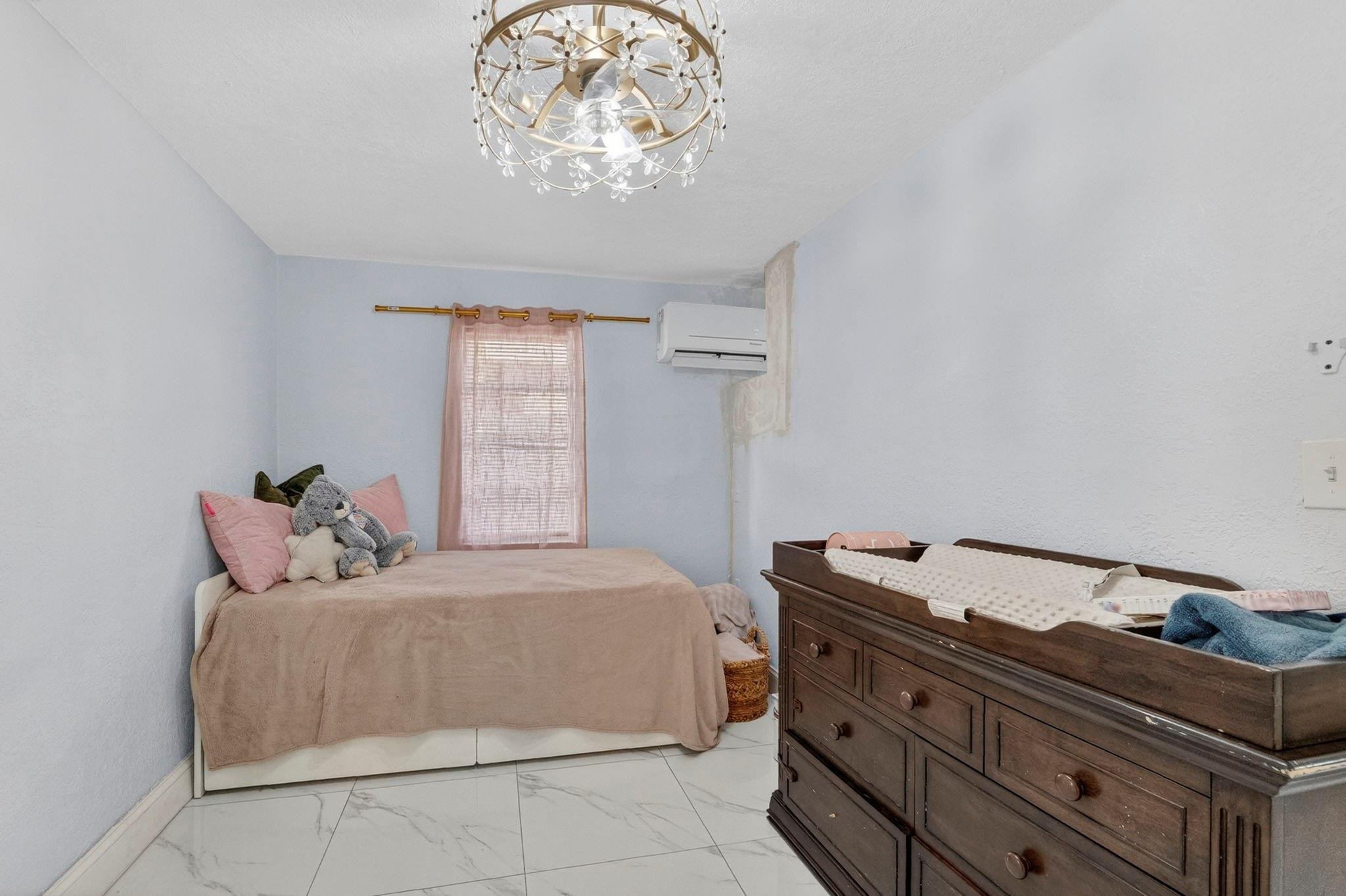 1705 Davie Boulevard