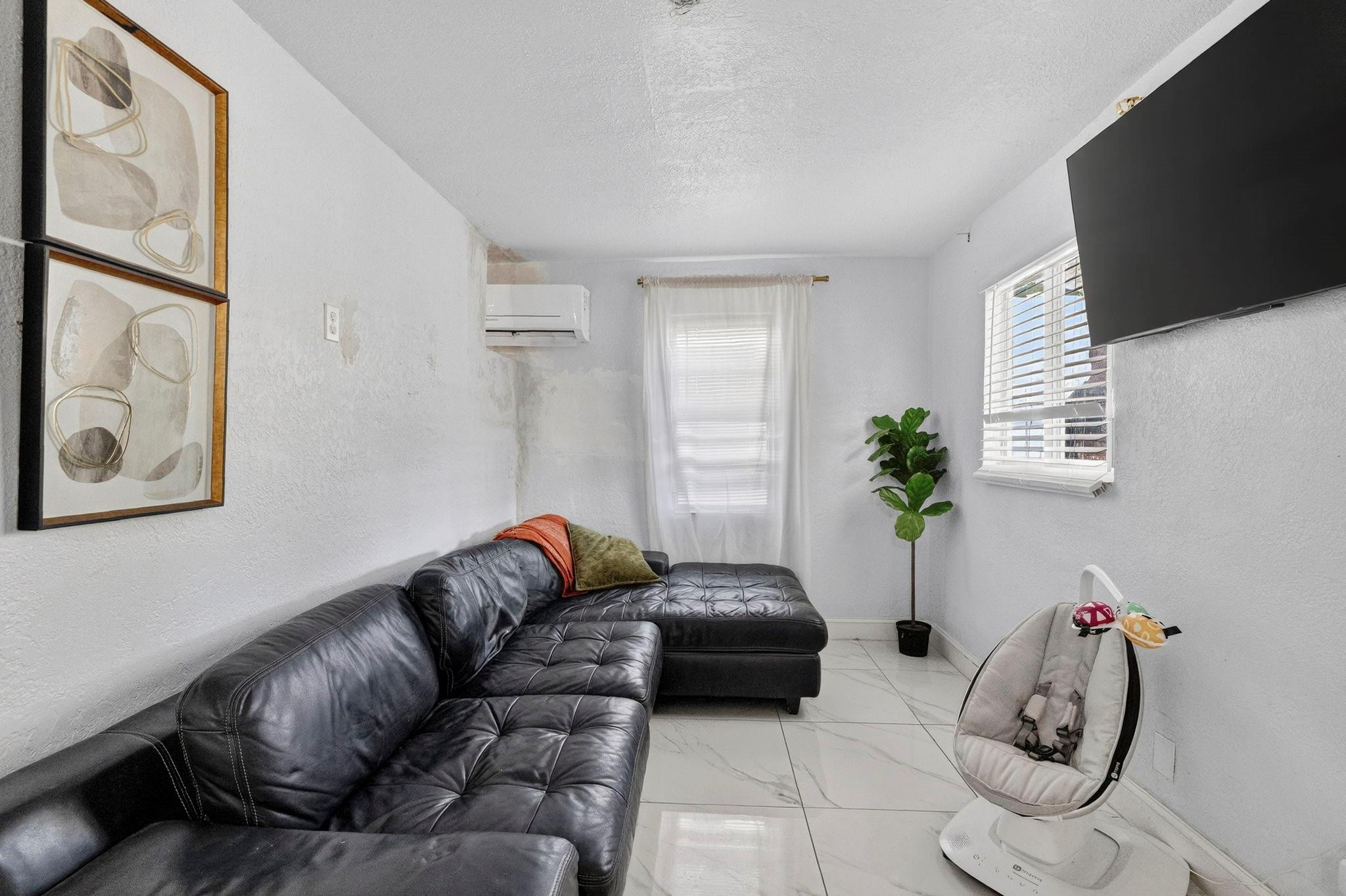 1705 Davie Boulevard