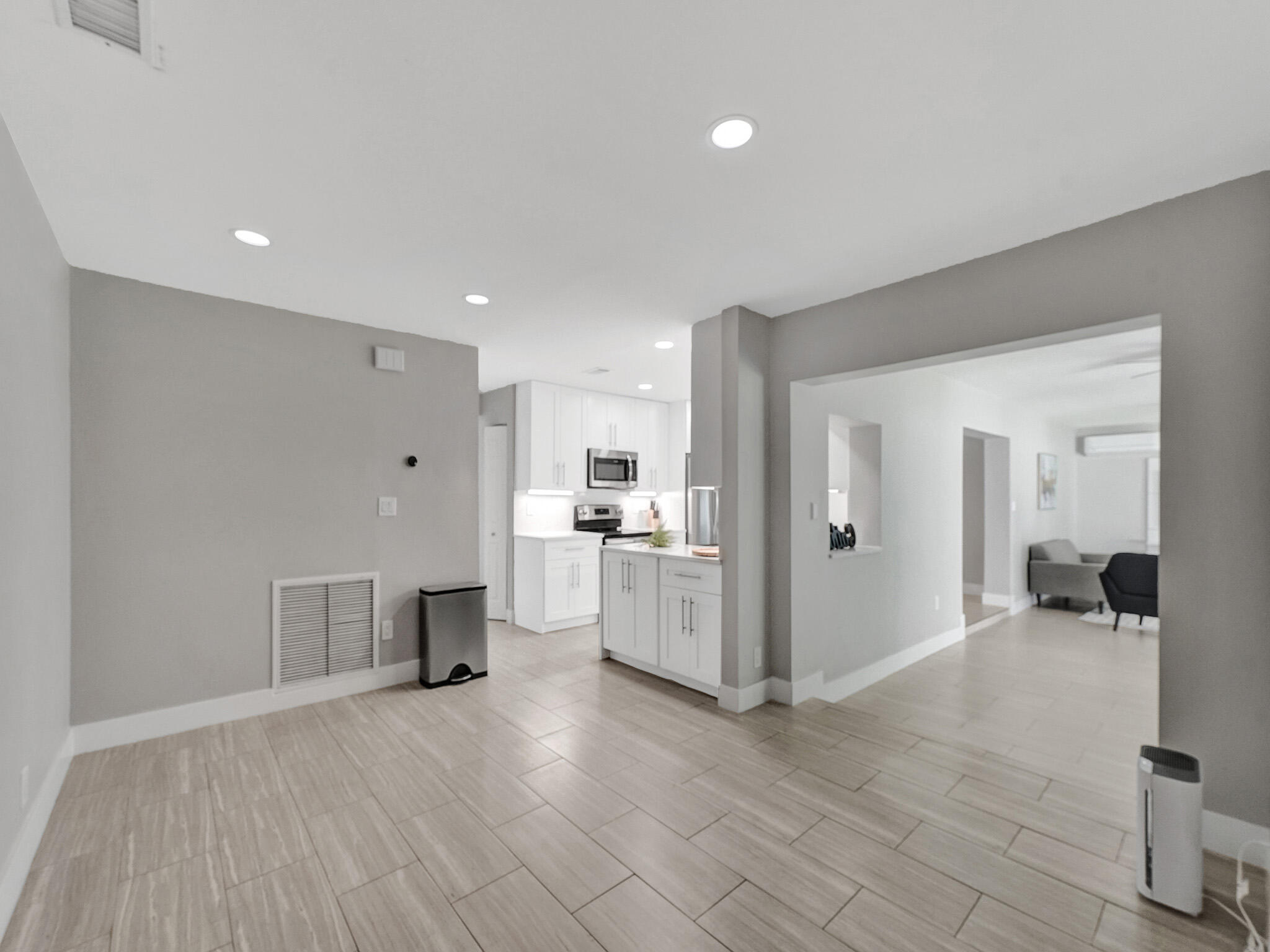 1035 NW 5th Avenue