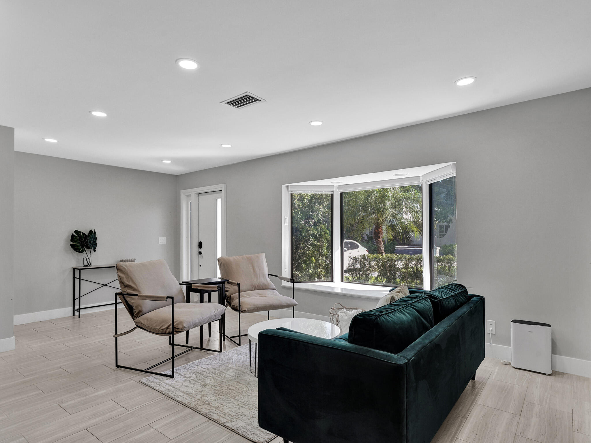 1035 NW 5th Avenue