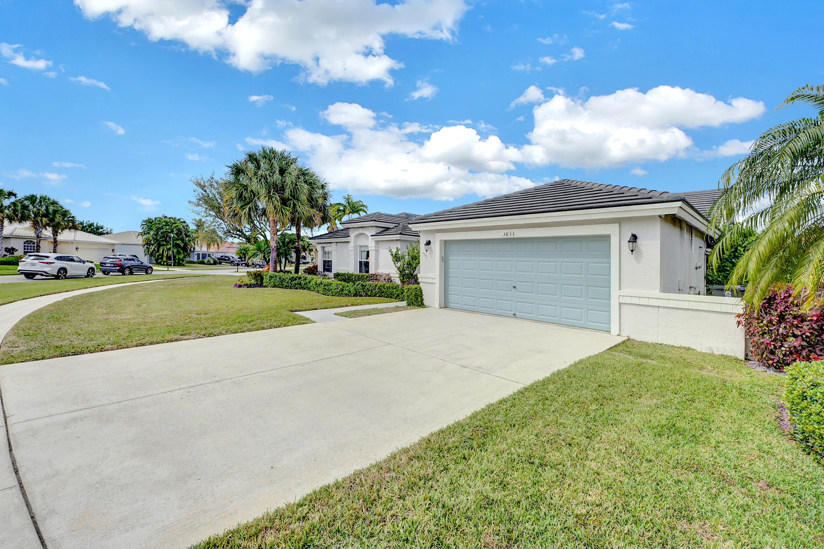 3833 Cypress Lake Drive