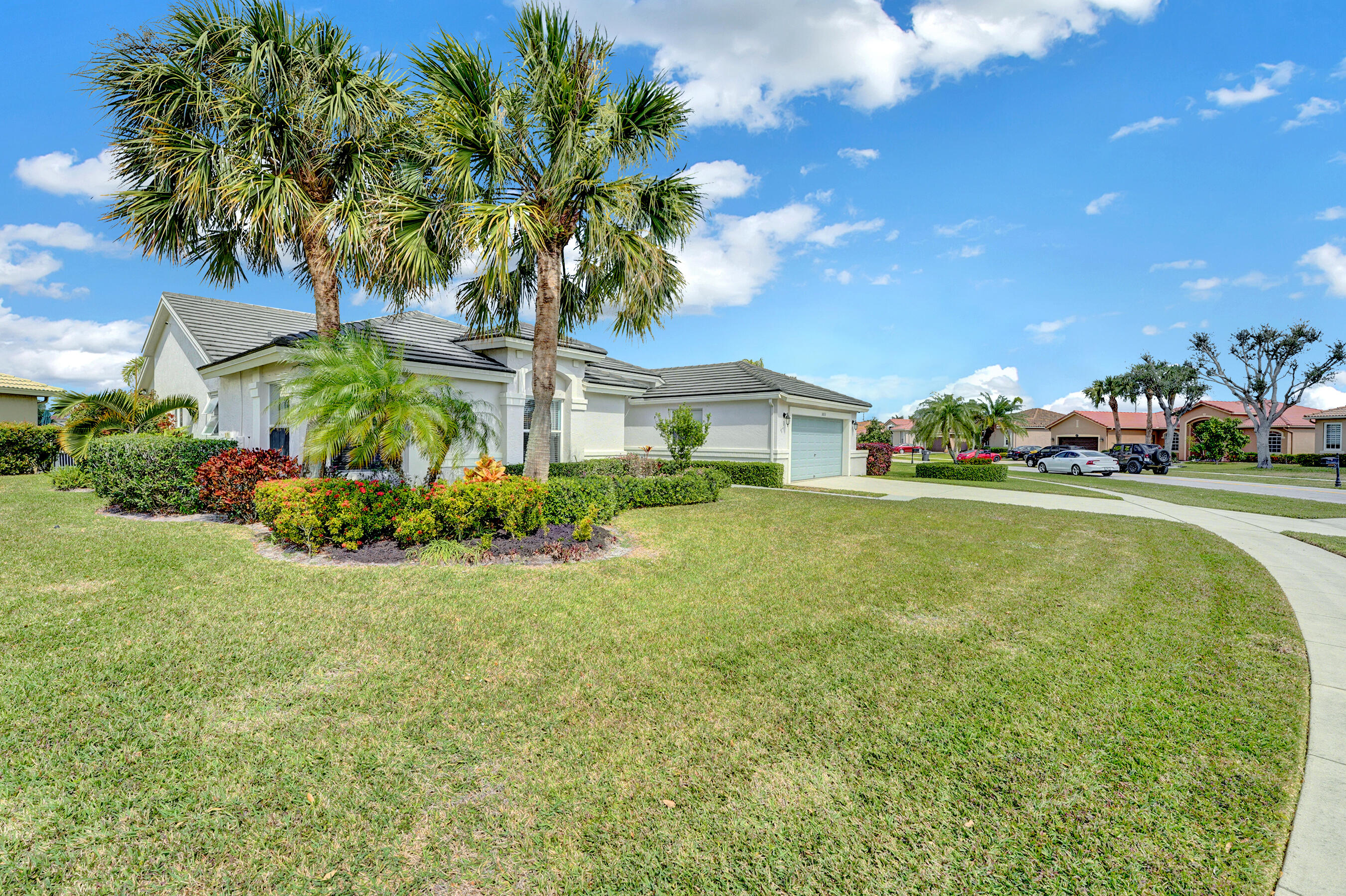 3833 Cypress Lake Drive