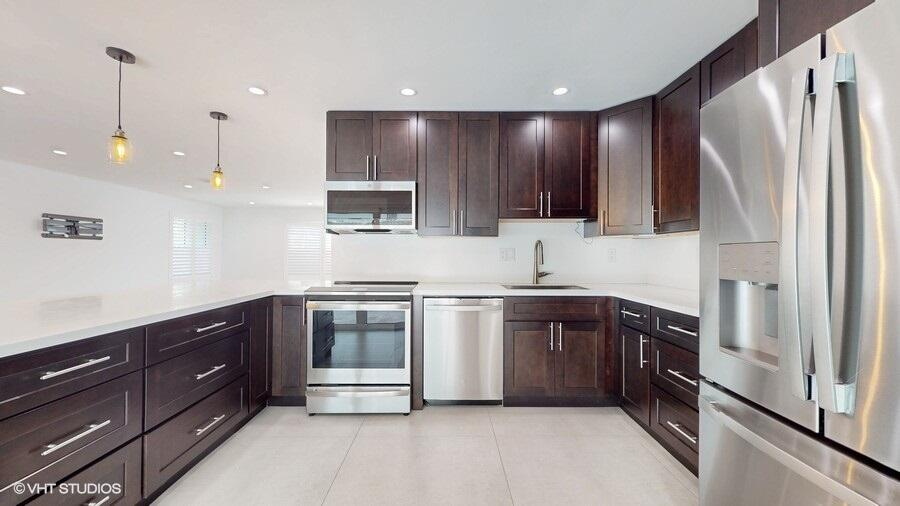 200 SW 6th Avenue