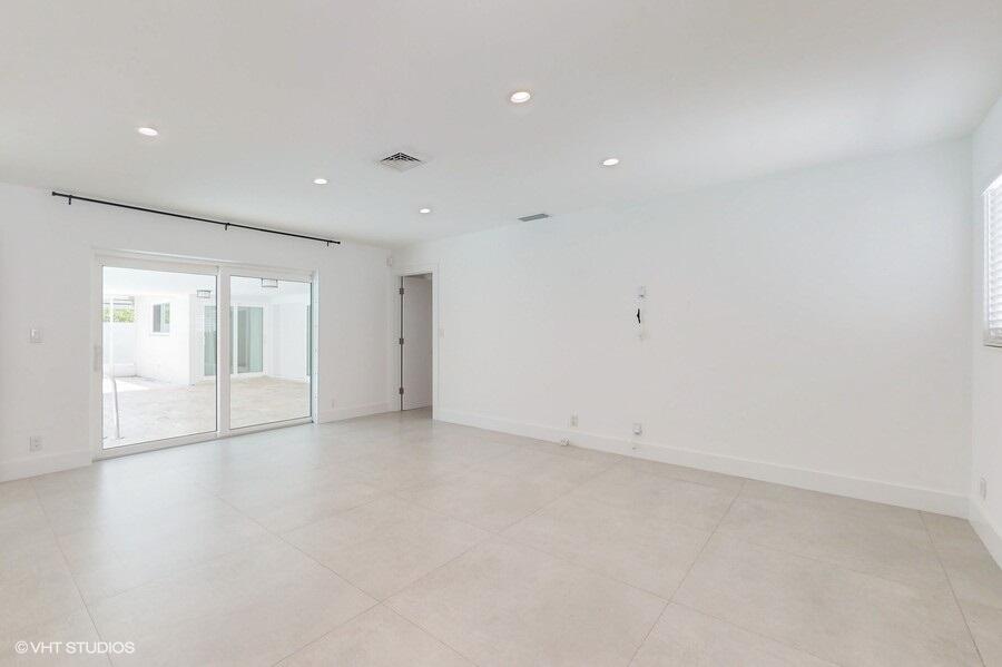 200 SW 6th Avenue