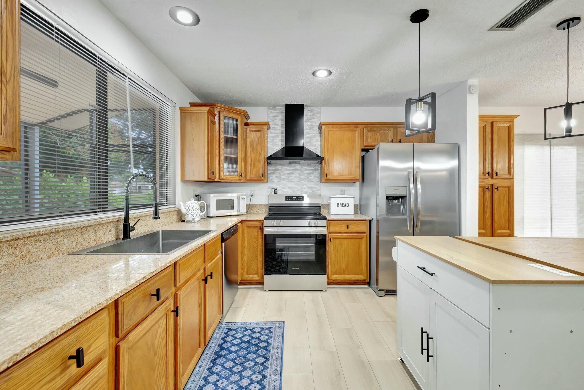 5904 Blue Beech Court