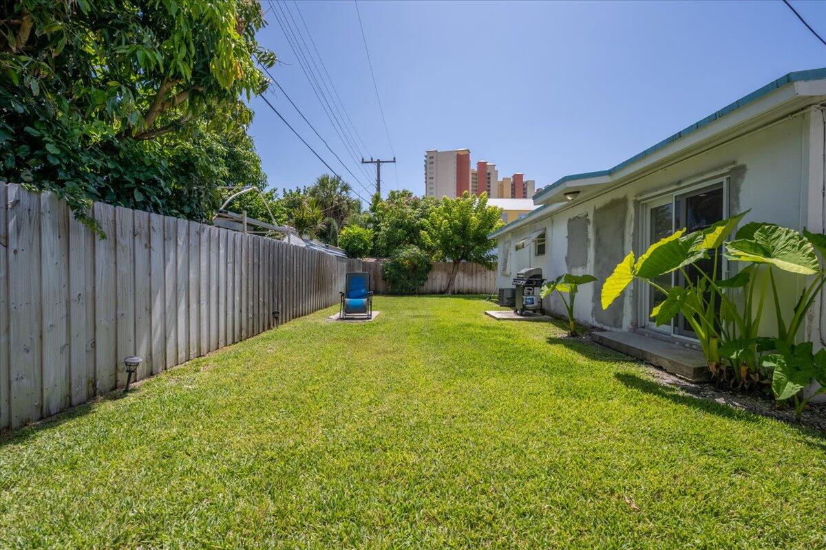 200 E 28th Street