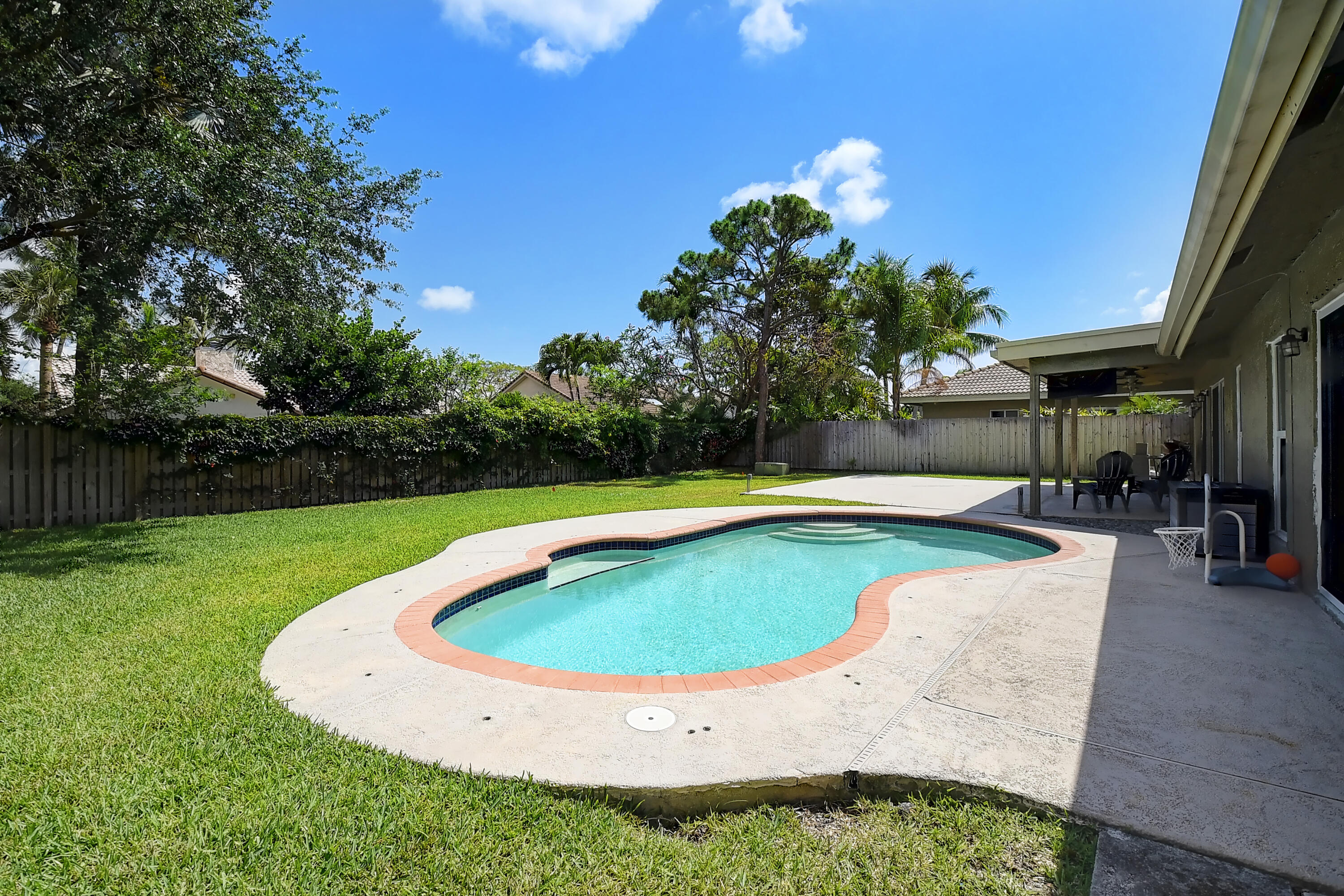 1421 SW 21st Street