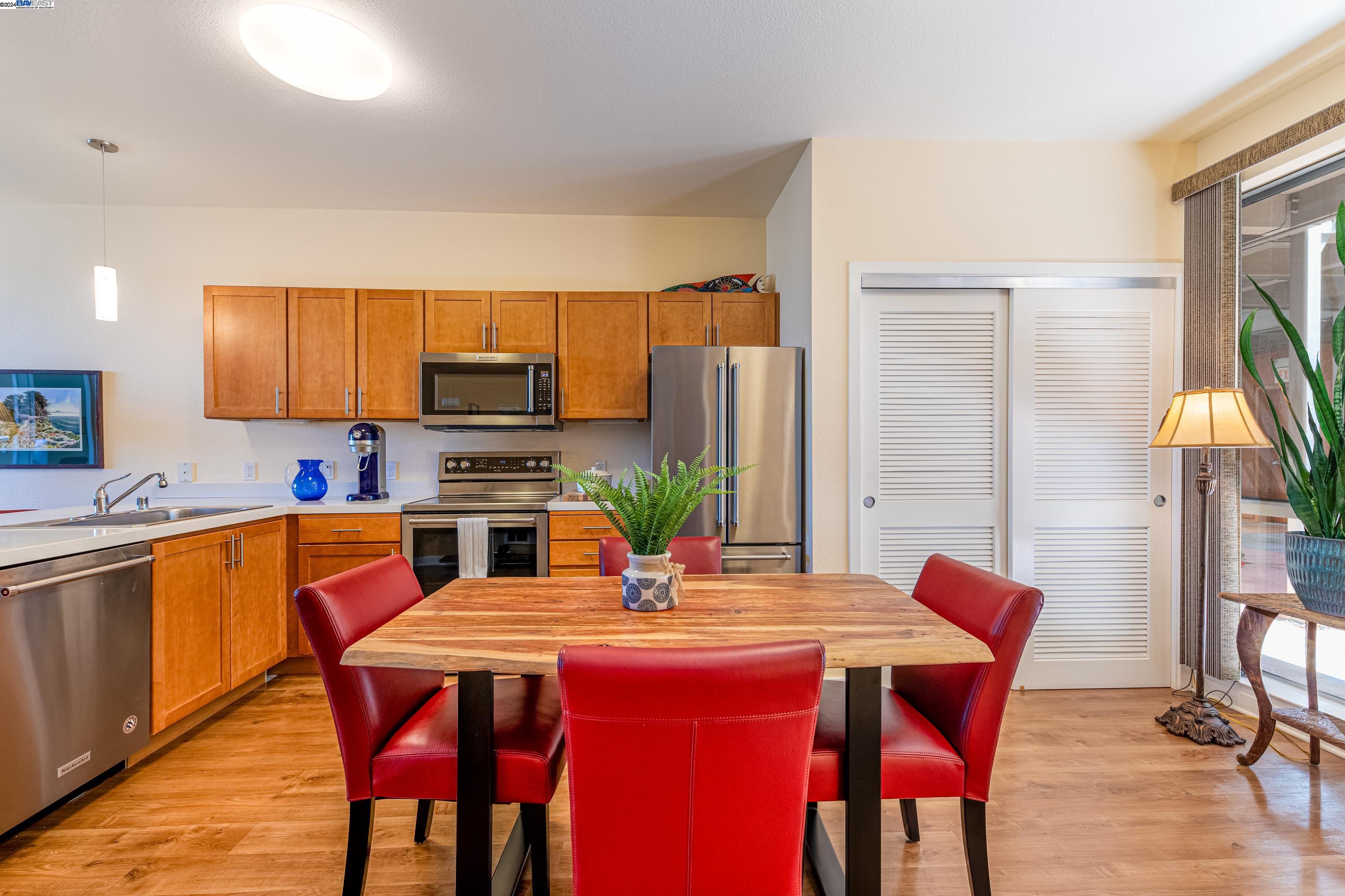 340 29Th Ave # 208