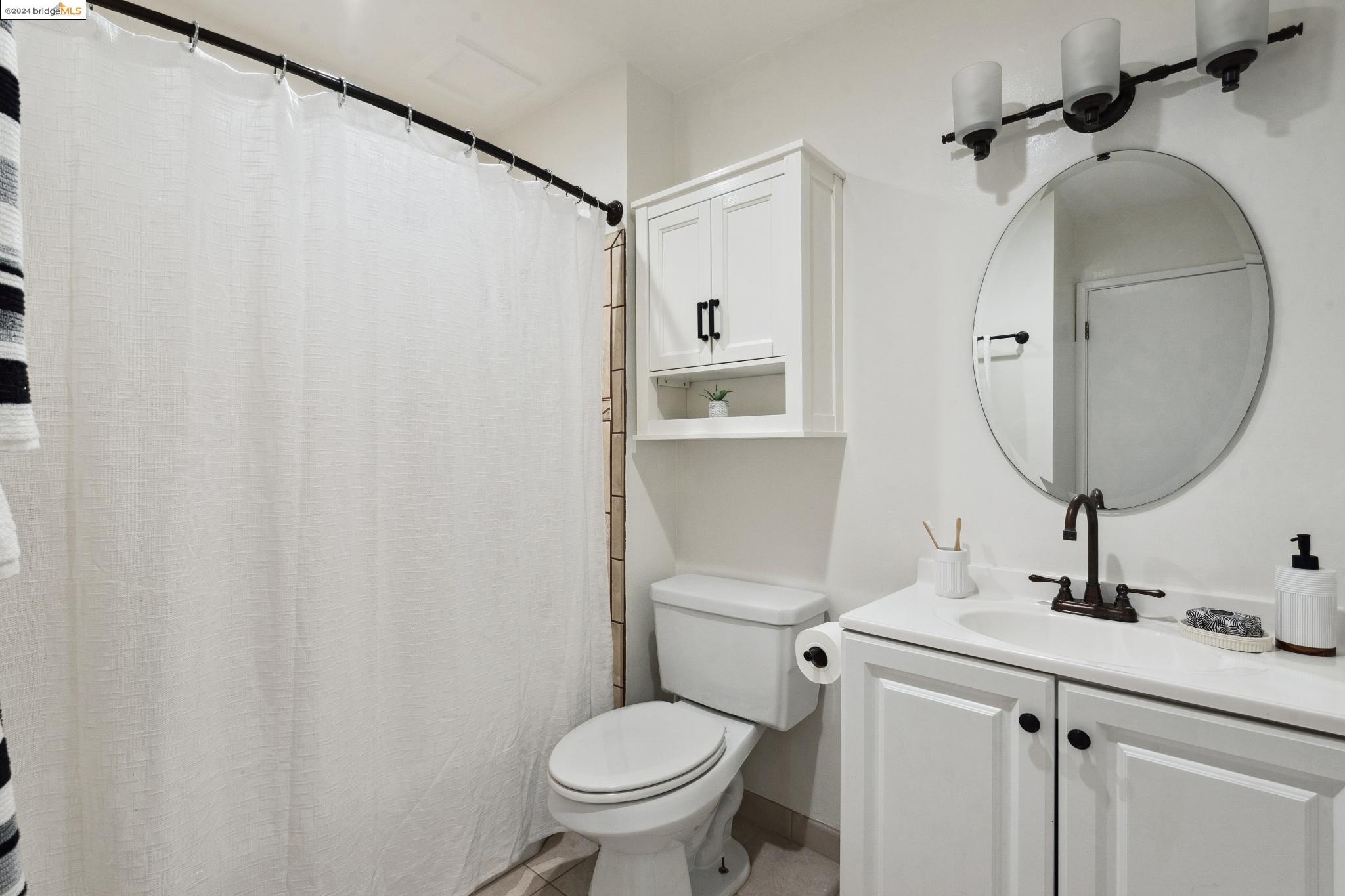 424 Staten Ave # 105