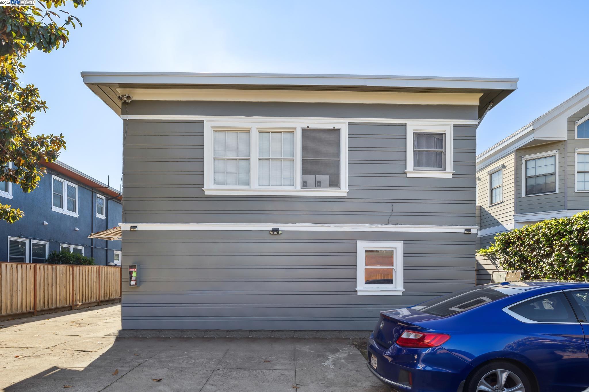 2421 Webb Ave
