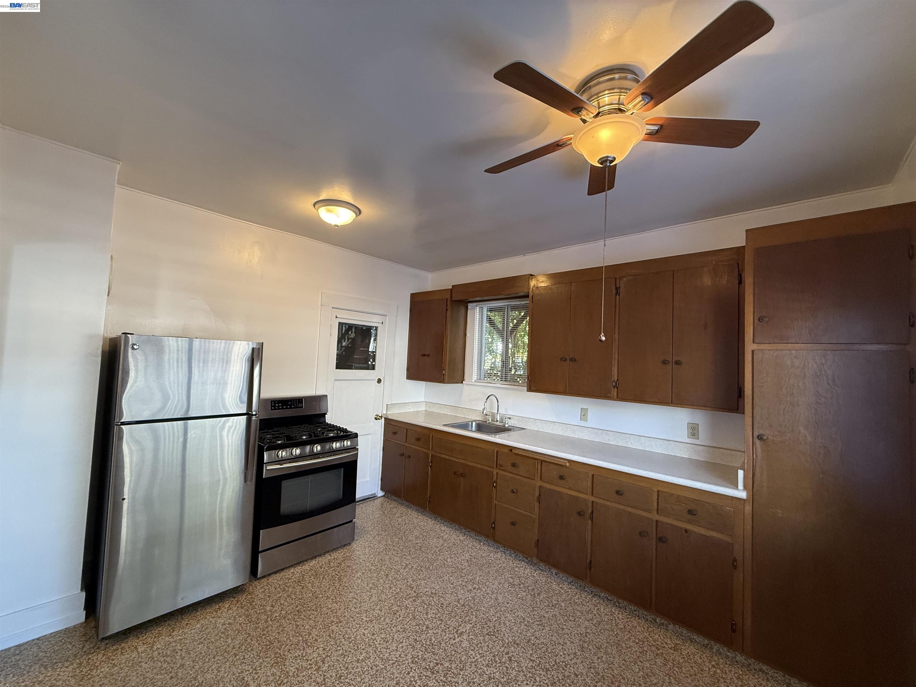 2312 SAN ANTONIO AVE