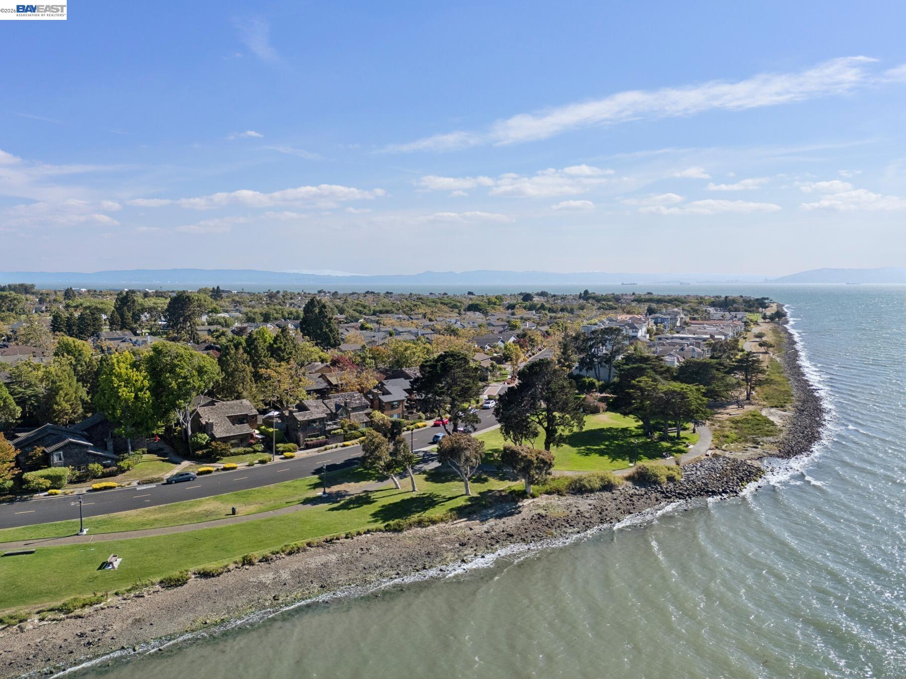 611 Harbor Rd