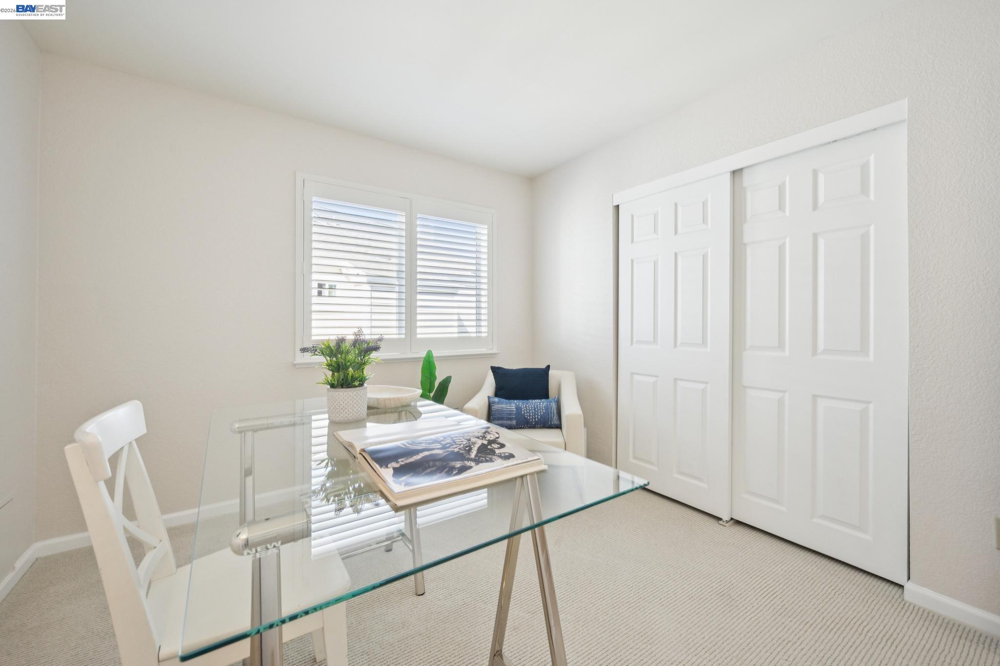 37 Oak Park Dr