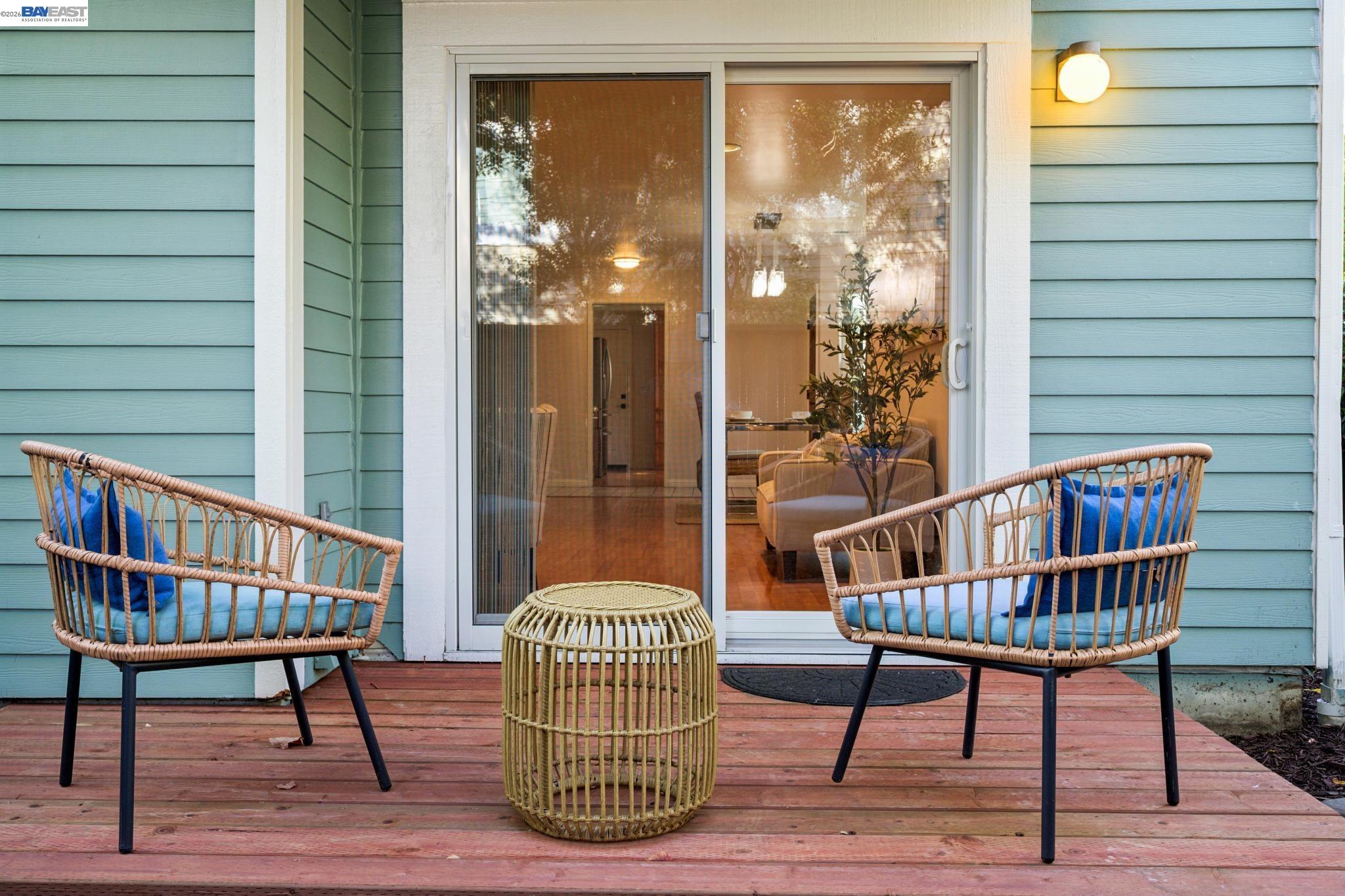 37 Oak Park Dr
