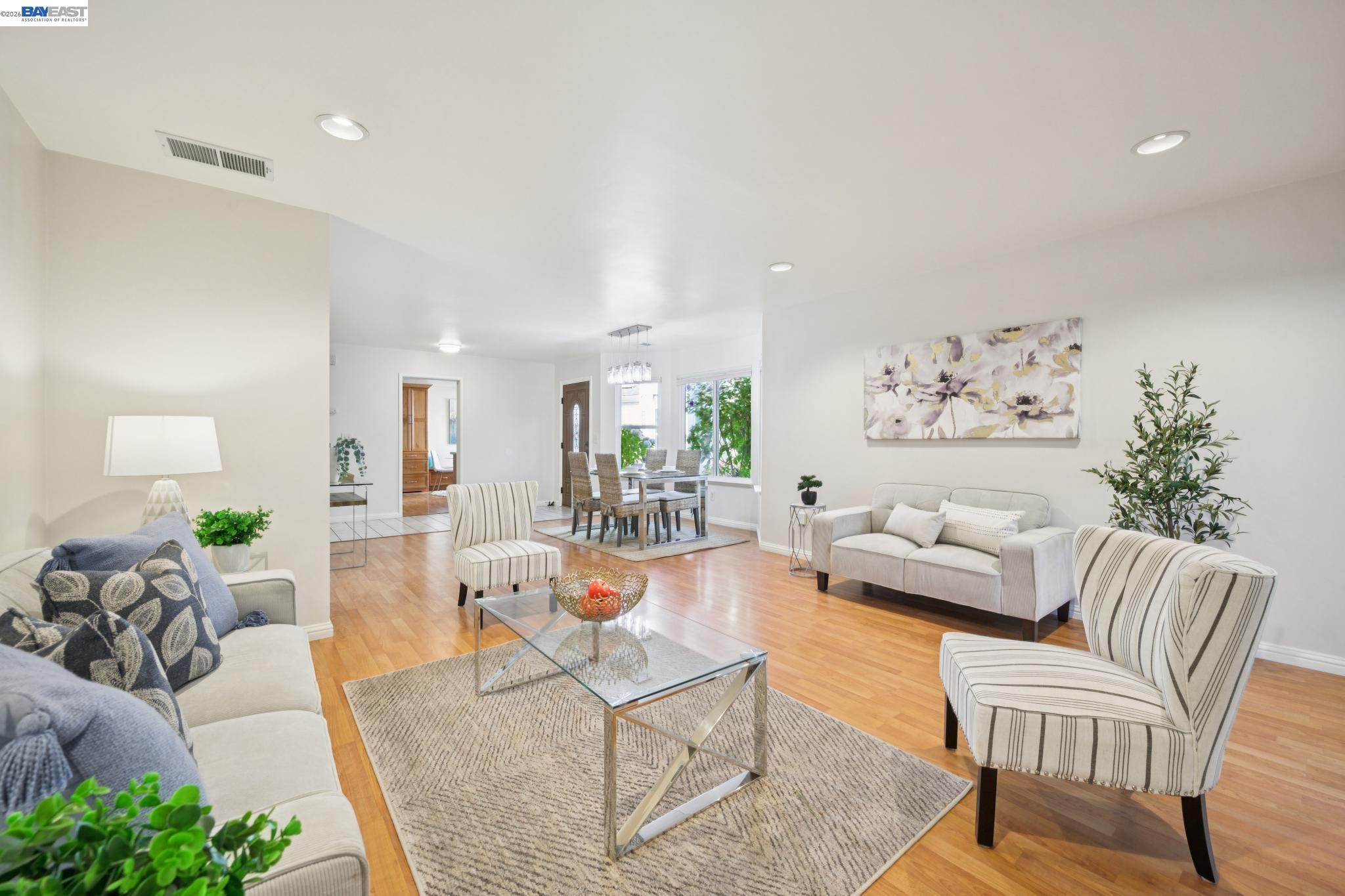 37 Oak Park Dr