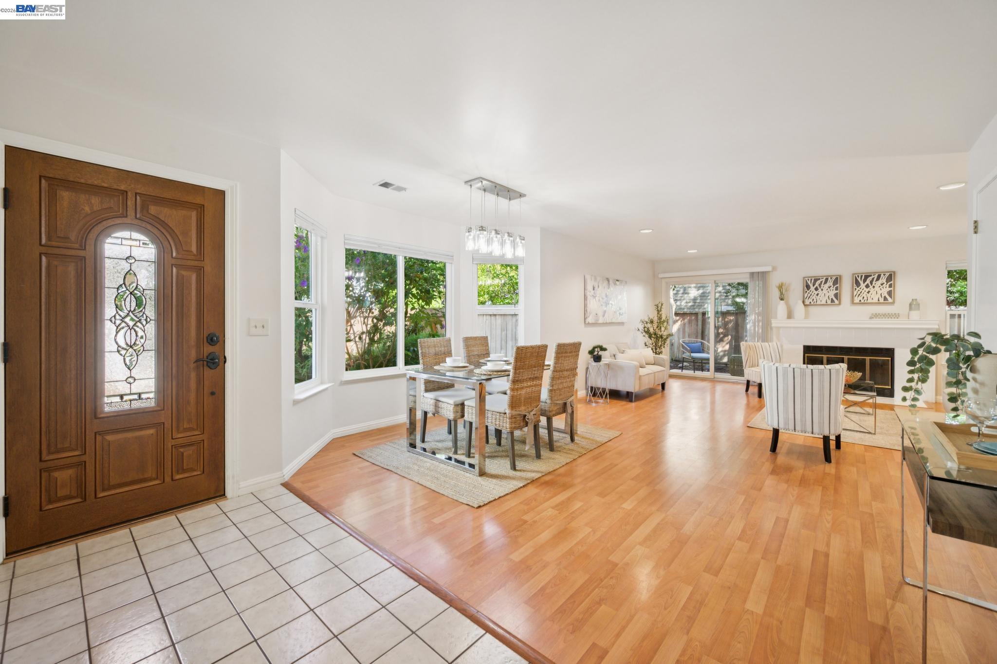 37 Oak Park Dr