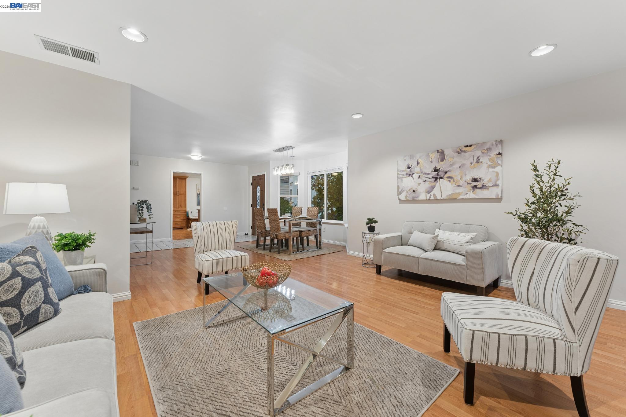 37 Oak Park Dr