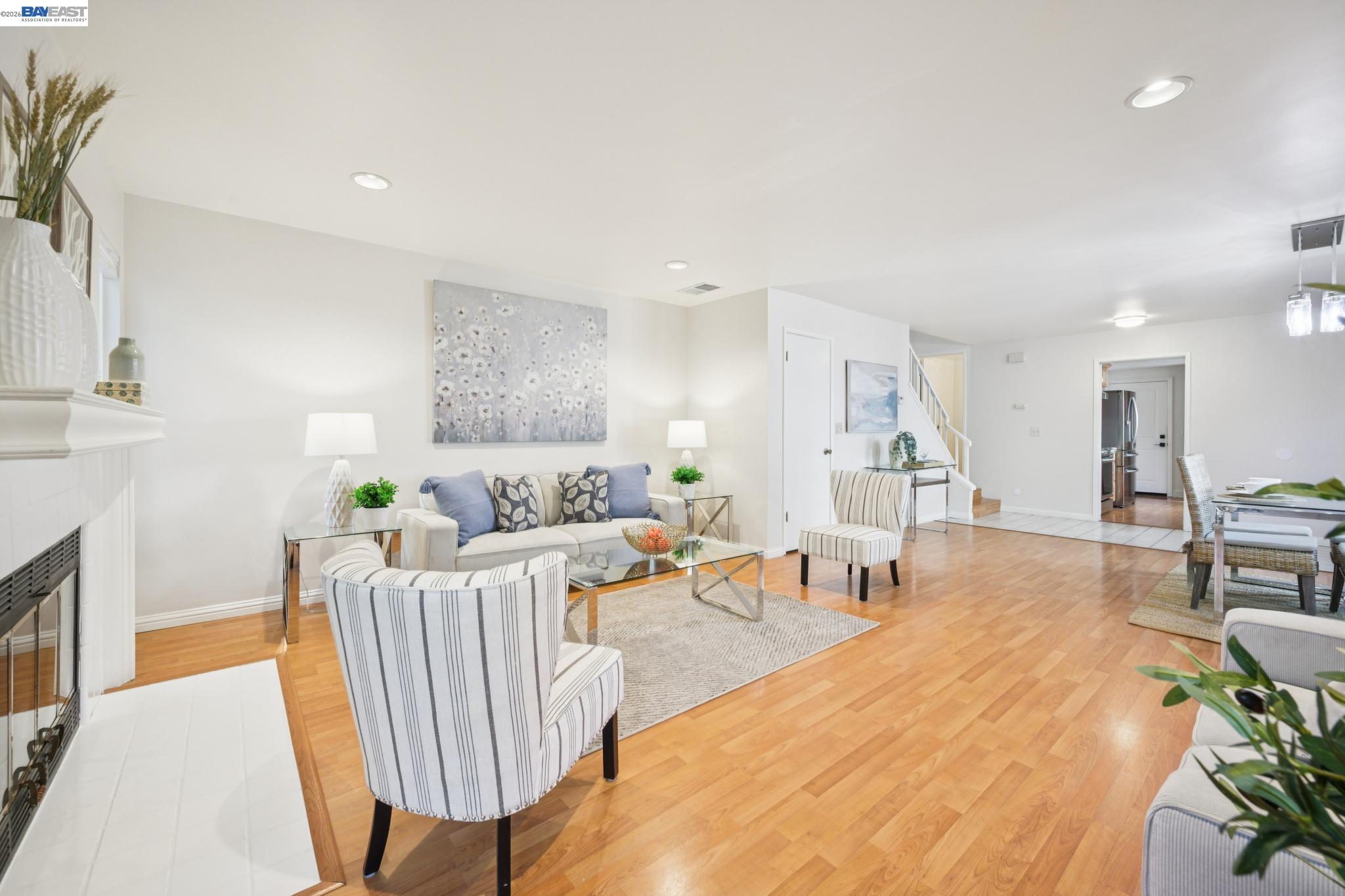 37 Oak Park Dr