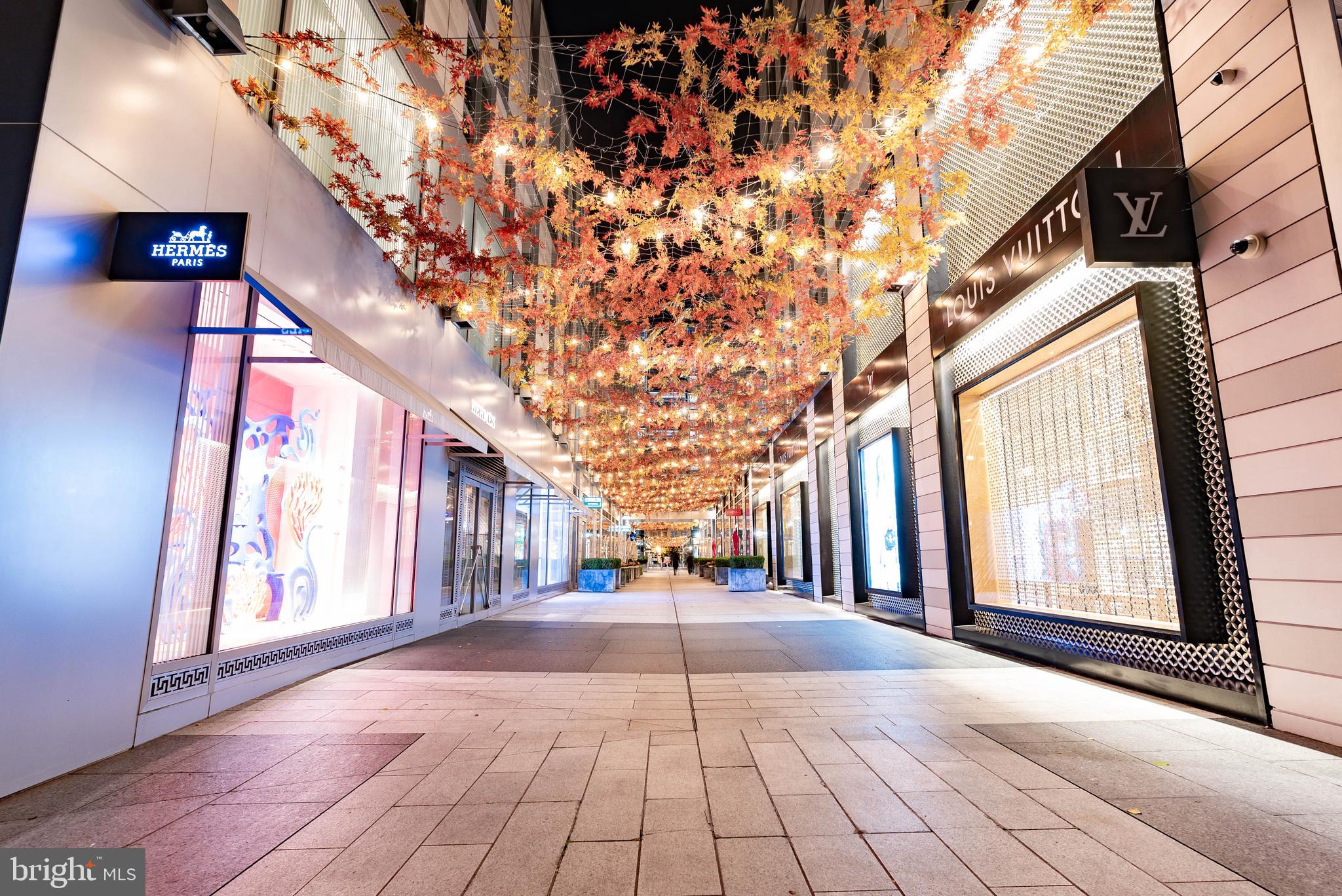 925 H STREET NW Unit: 907