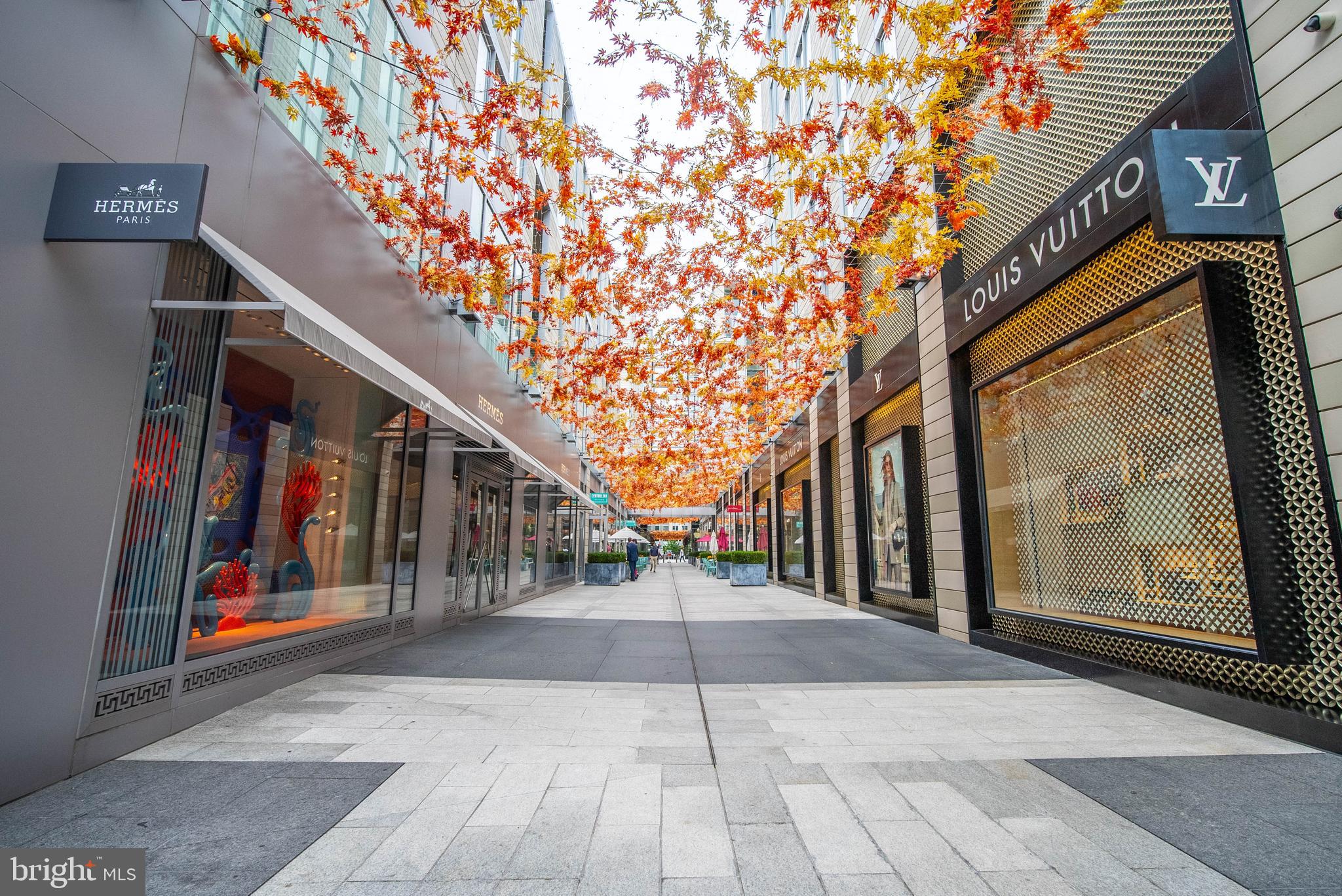 925 H STREET NW Unit: 907