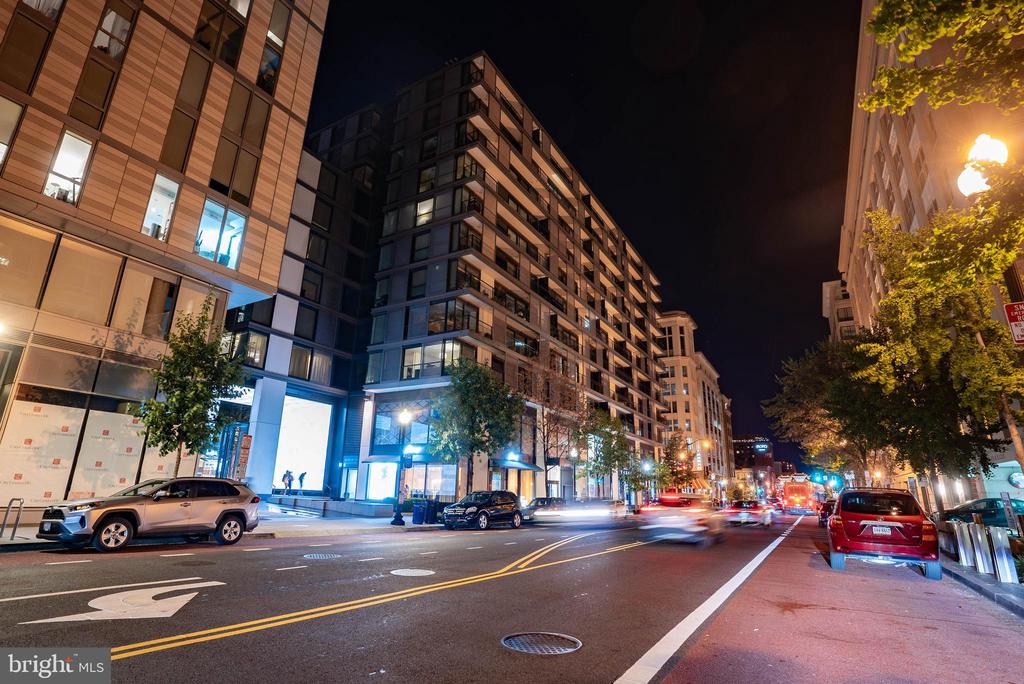 925 H STREET NW Unit: 907