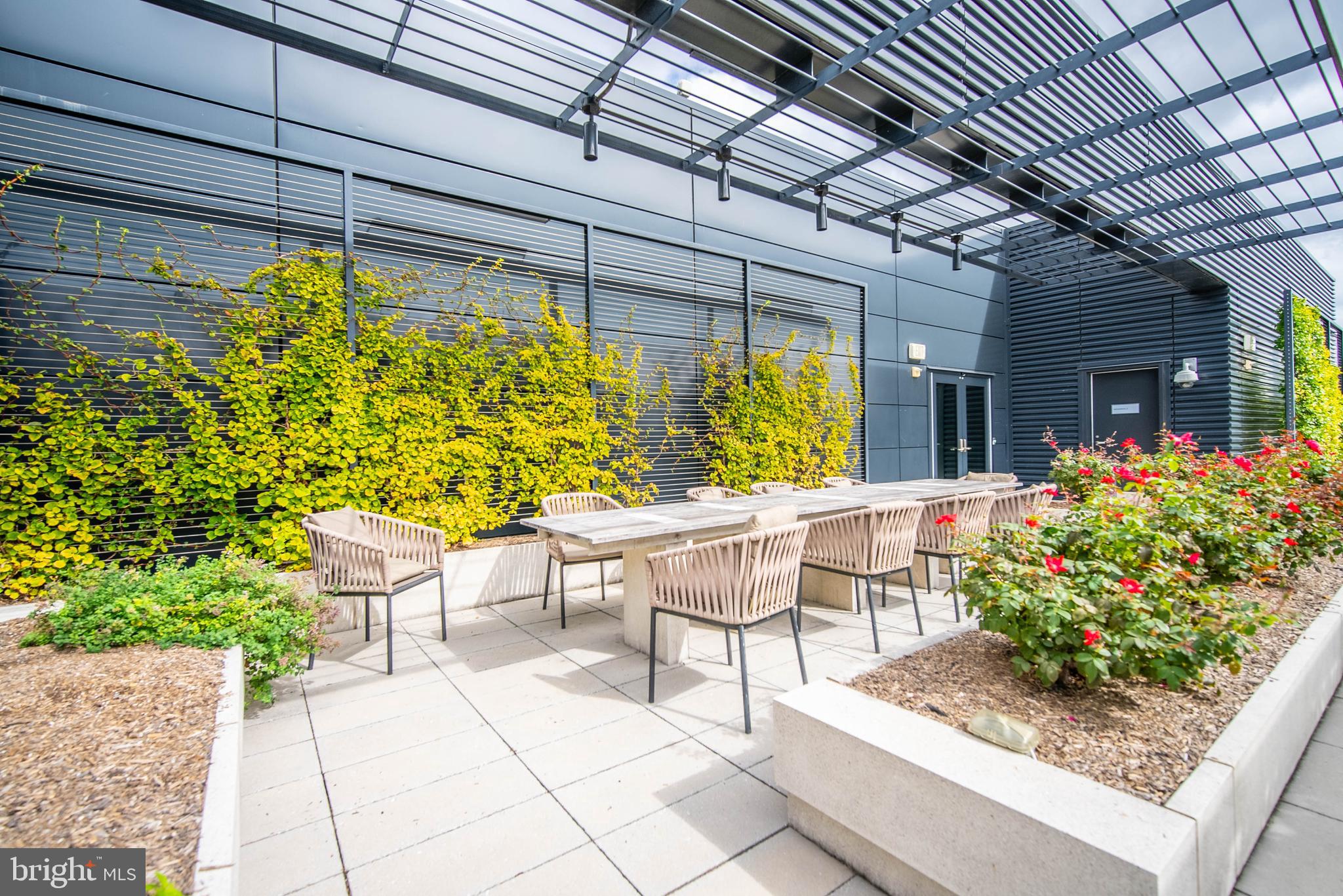 925 H STREET NW Unit: 907