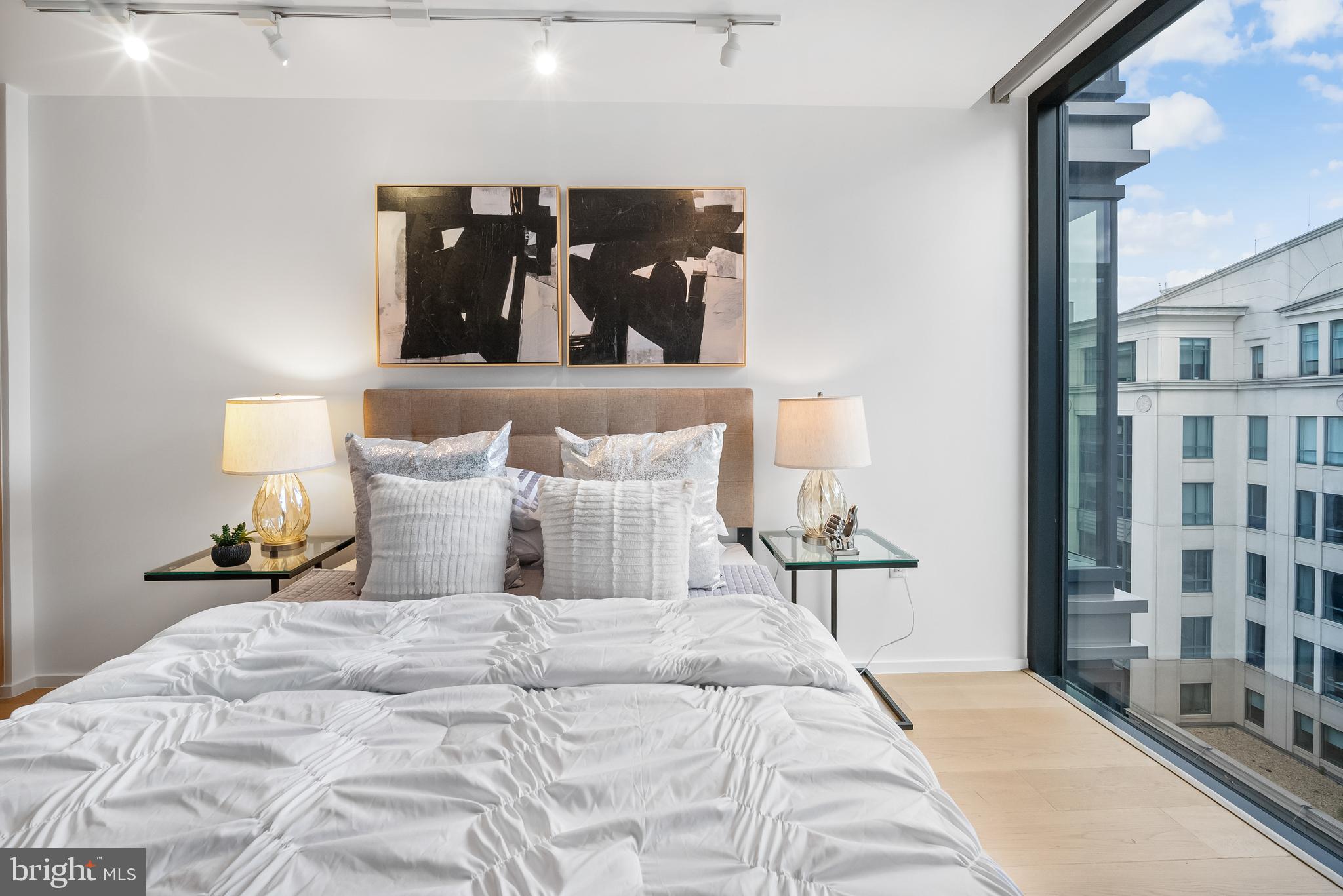 925 H STREET NW Unit: 907