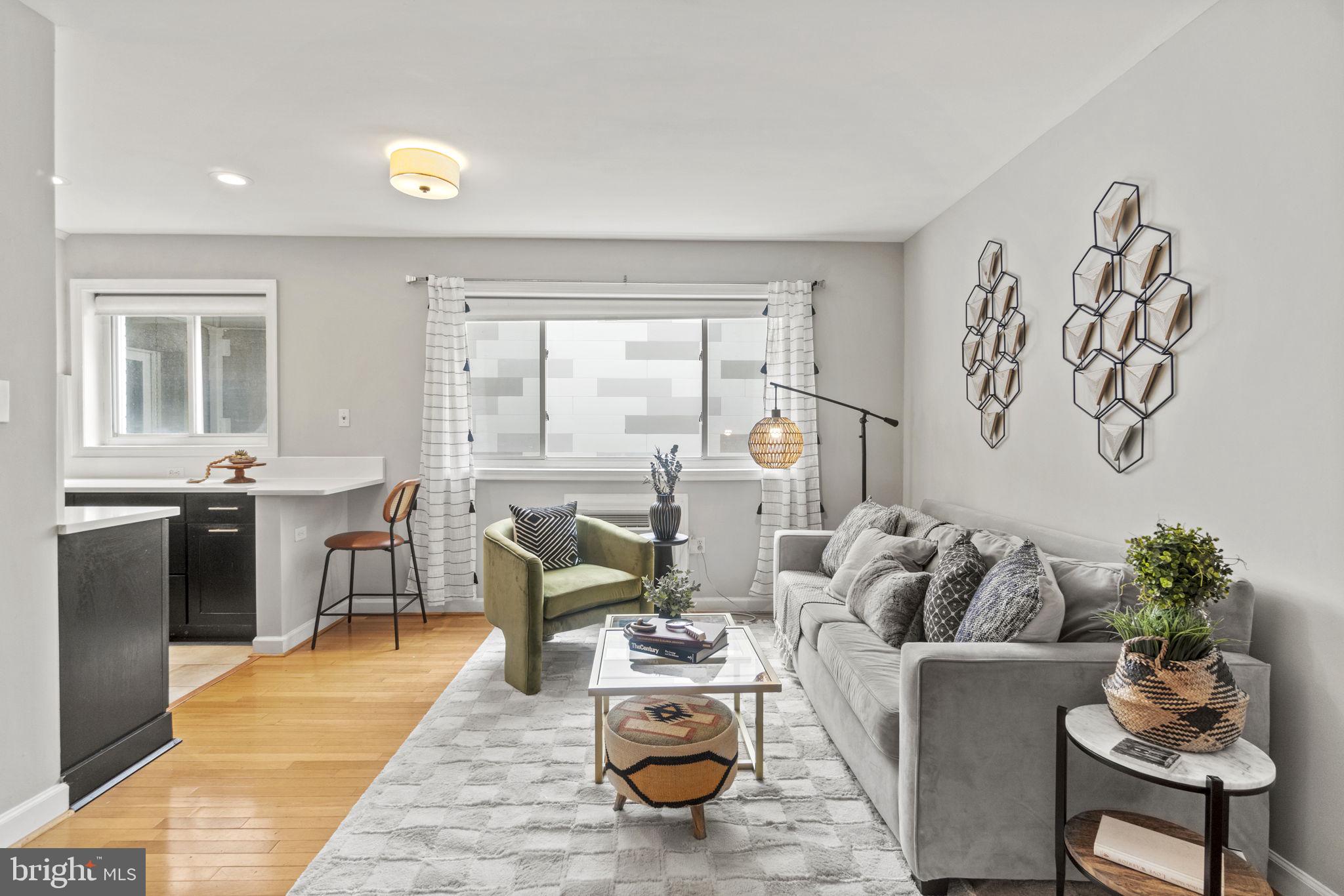 1420 Clifton St NW #203