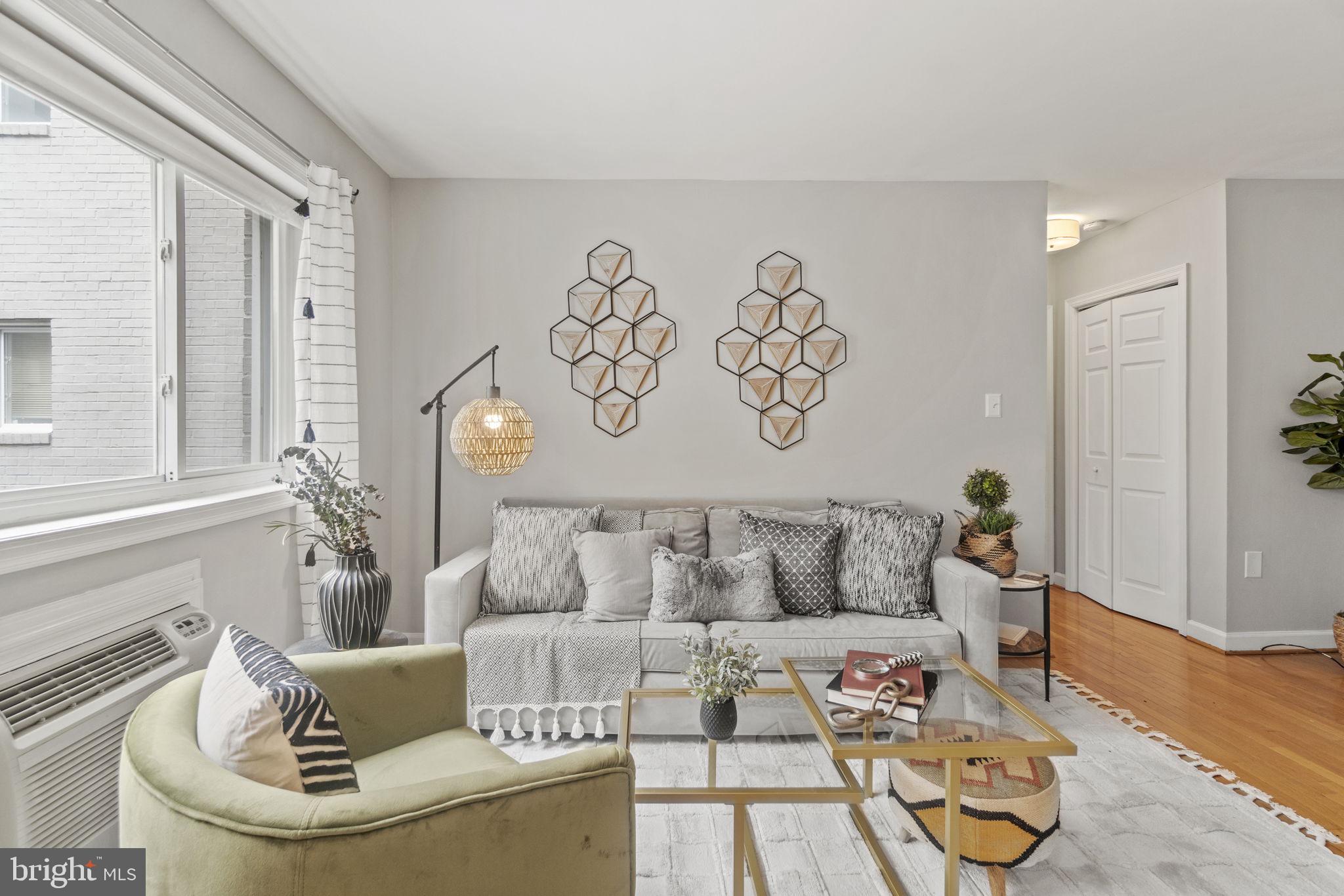 1420 Clifton St NW #203