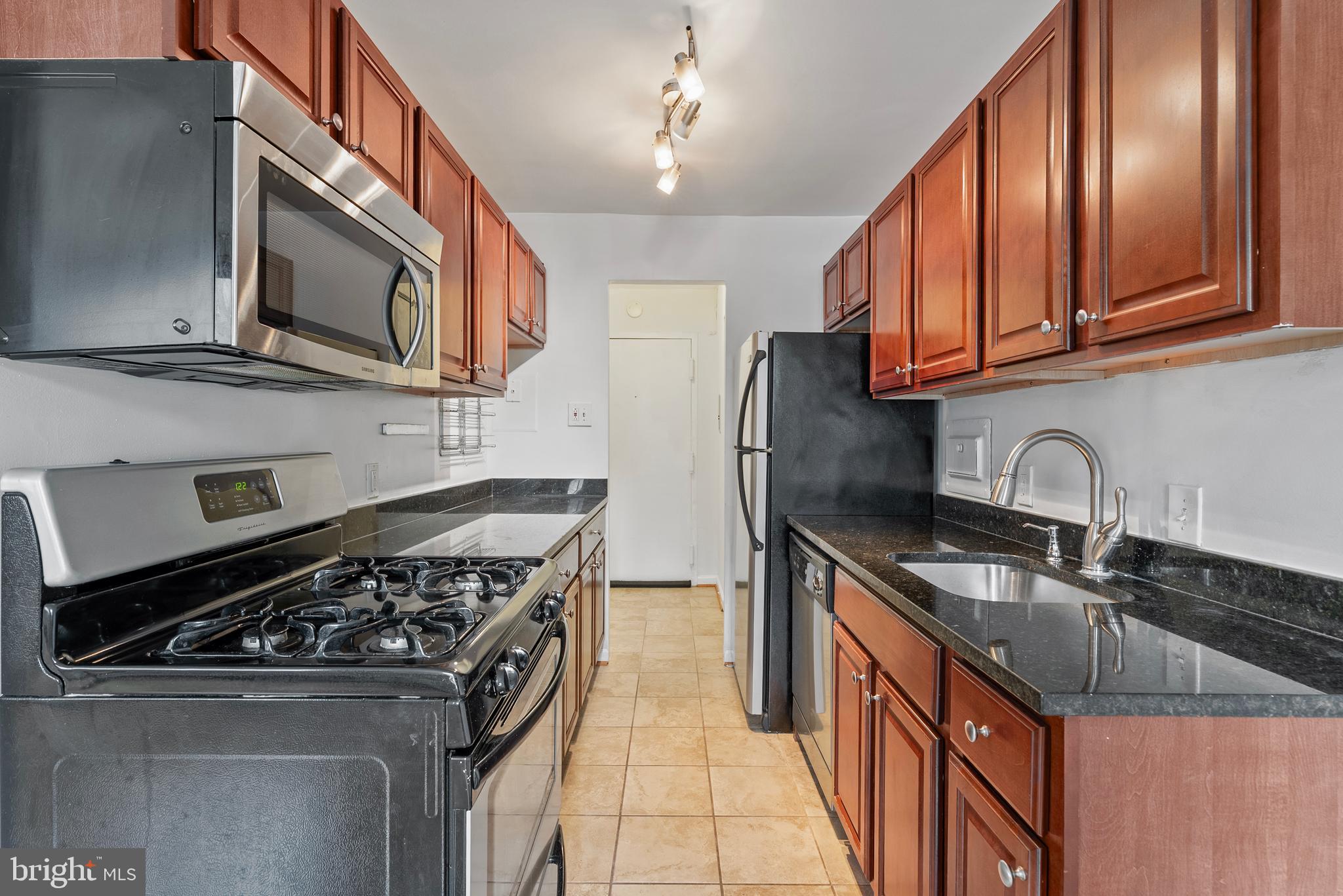 3000 7TH STREET NE 124