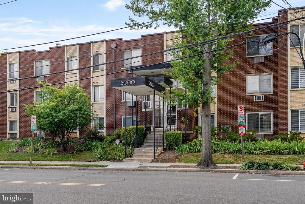 3000 7TH STREET NE 124