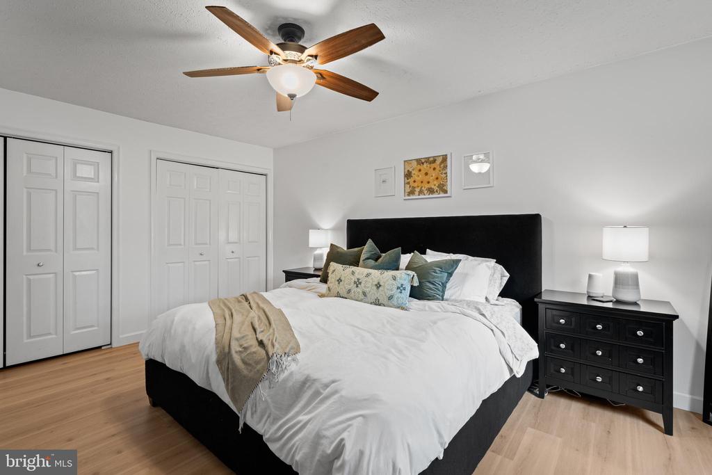 1151 Locust Tree Dr
