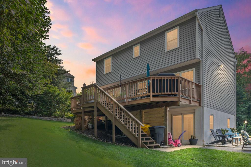1151 Locust Tree Dr