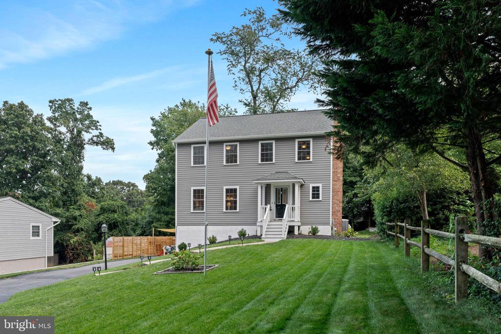 1151 Locust Tree Dr