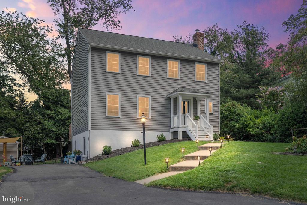 1151 Locust Tree Dr