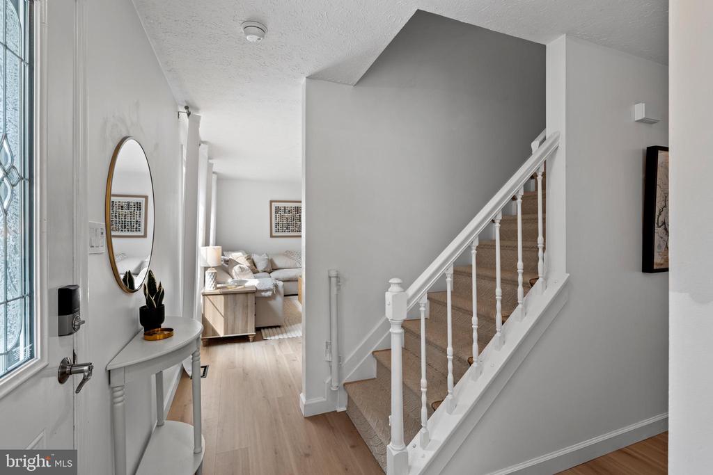 1151 Locust Tree Dr