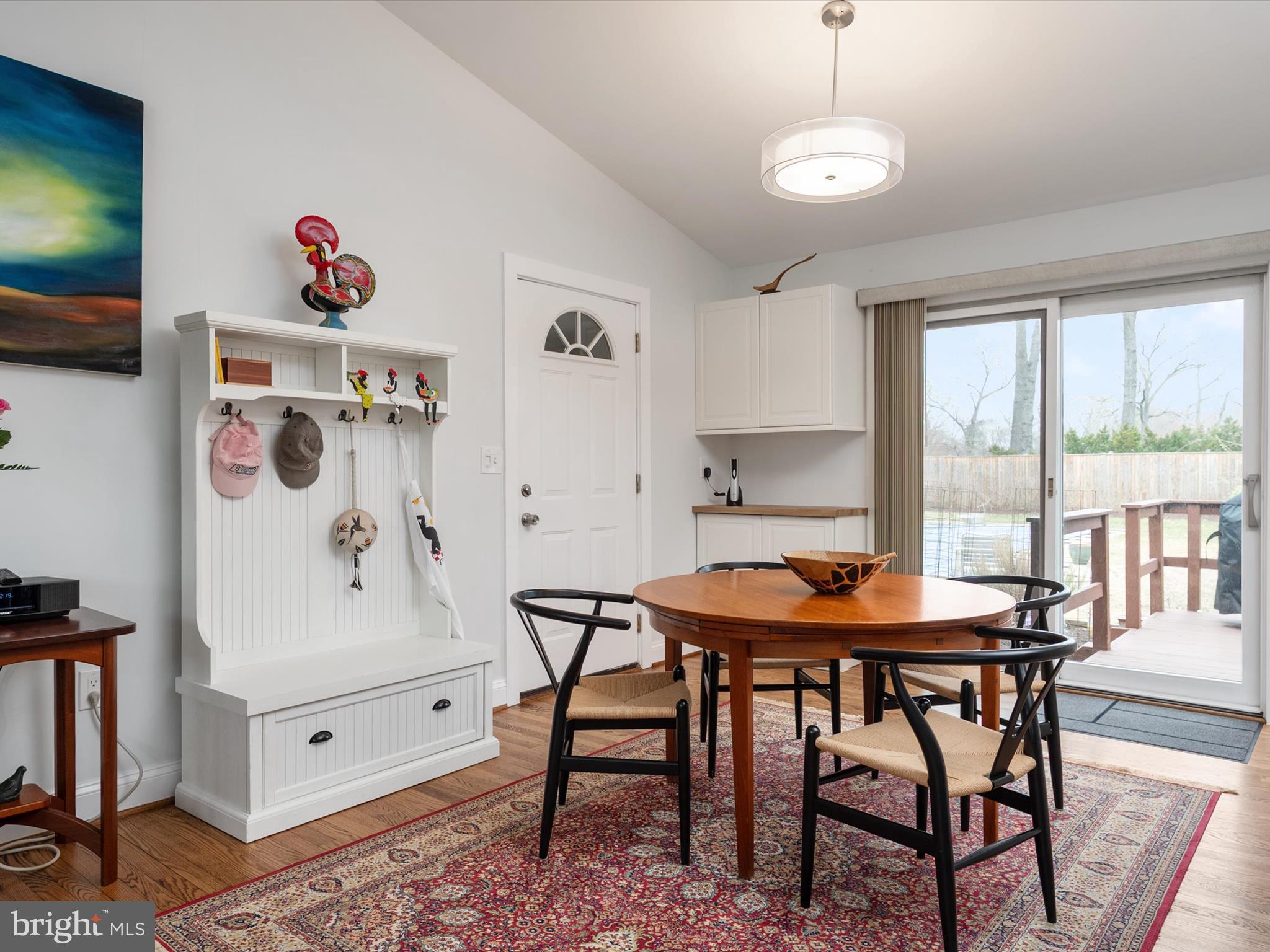 513 Leelyn Dr