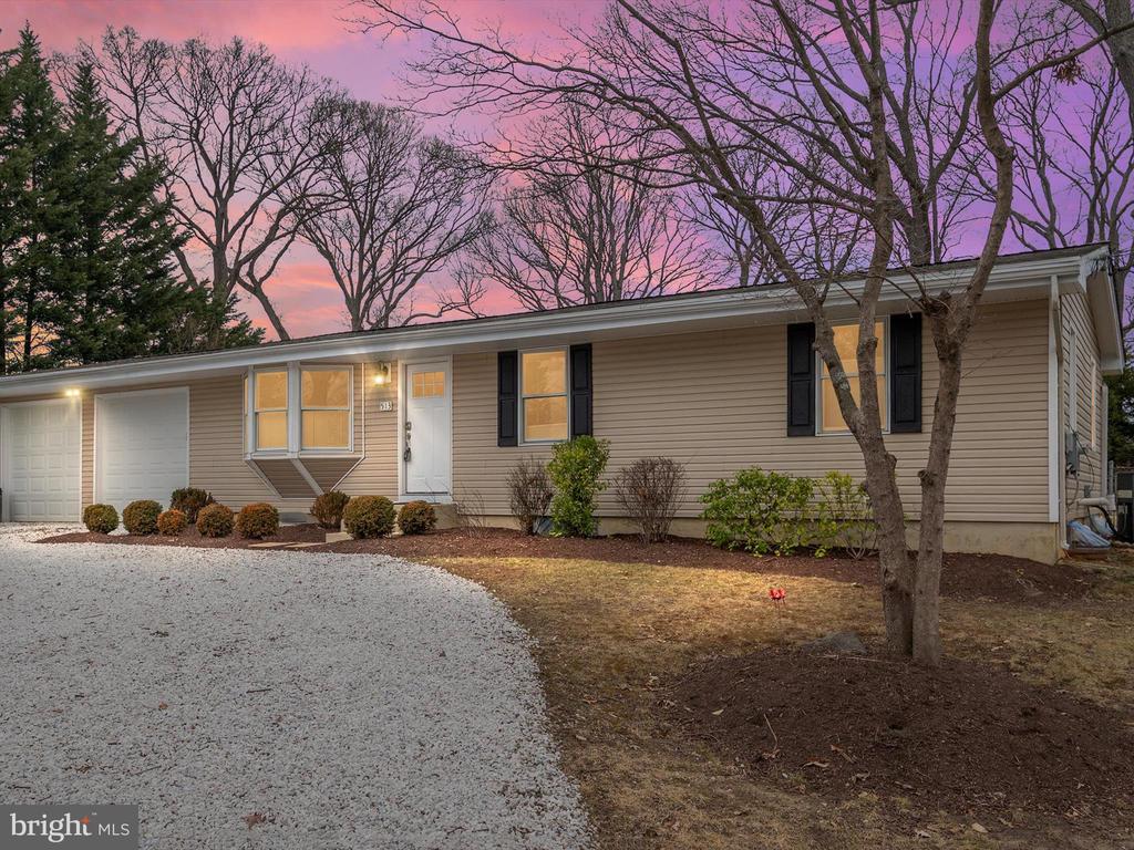 513 Leelyn Dr
